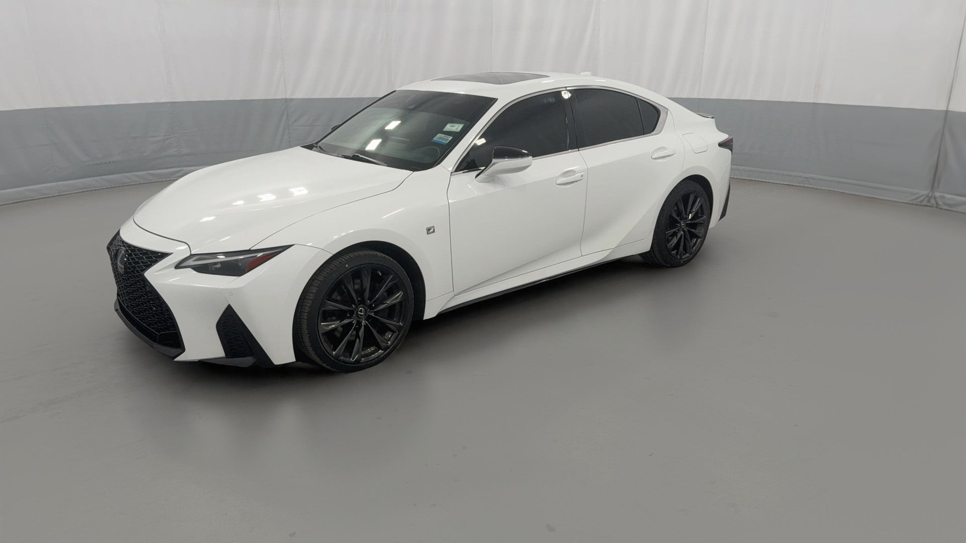 2021 Lexus IS vehicle photo