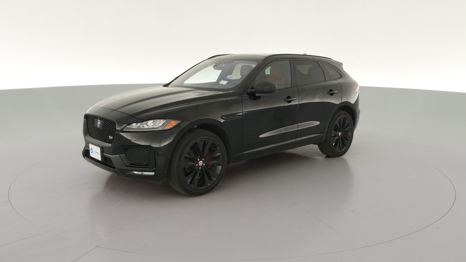 2018 Jaguar F-PACE vehicle photo