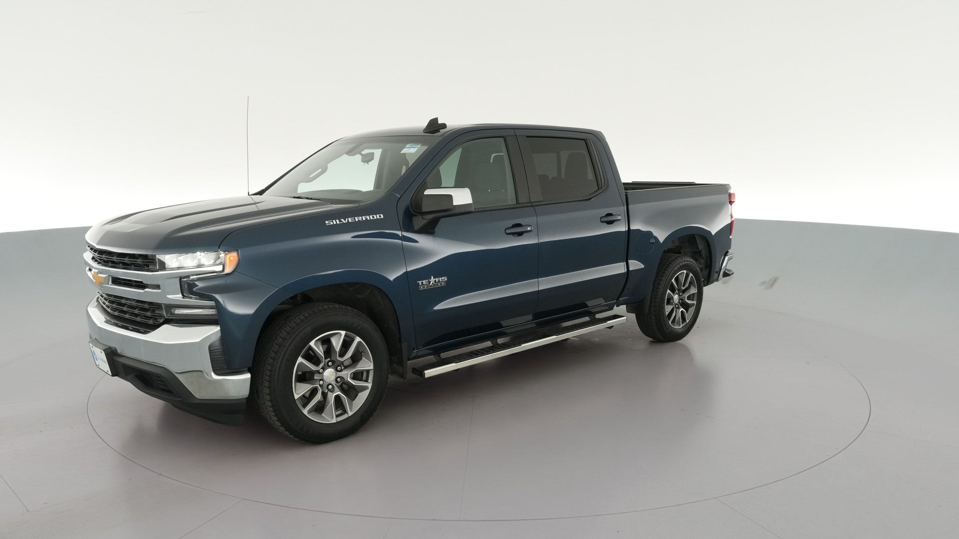 2021 Chevrolet Silverado 1500 Crew Cab vehicle photo