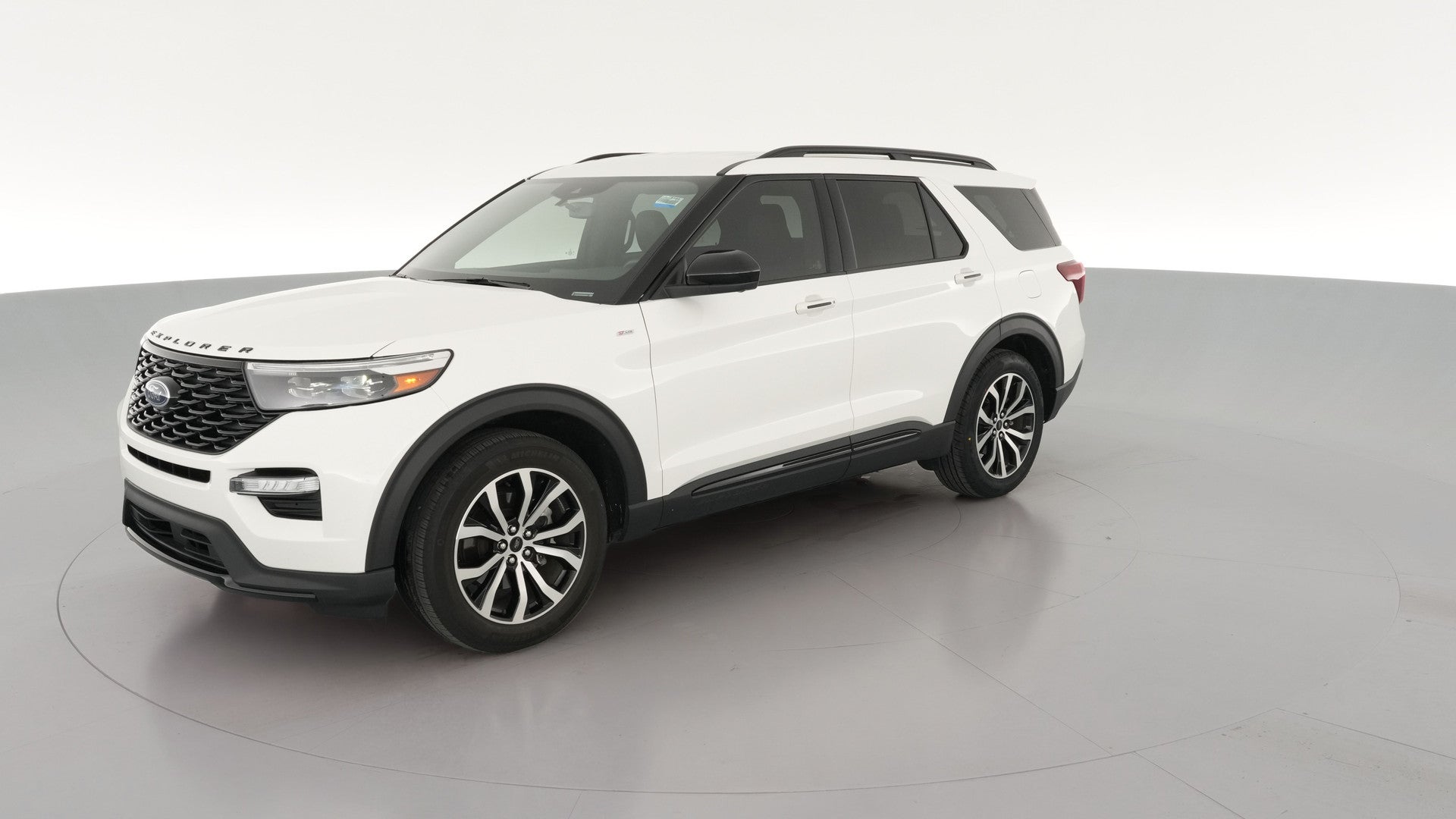 2022 Ford Explorer vehicle photo
