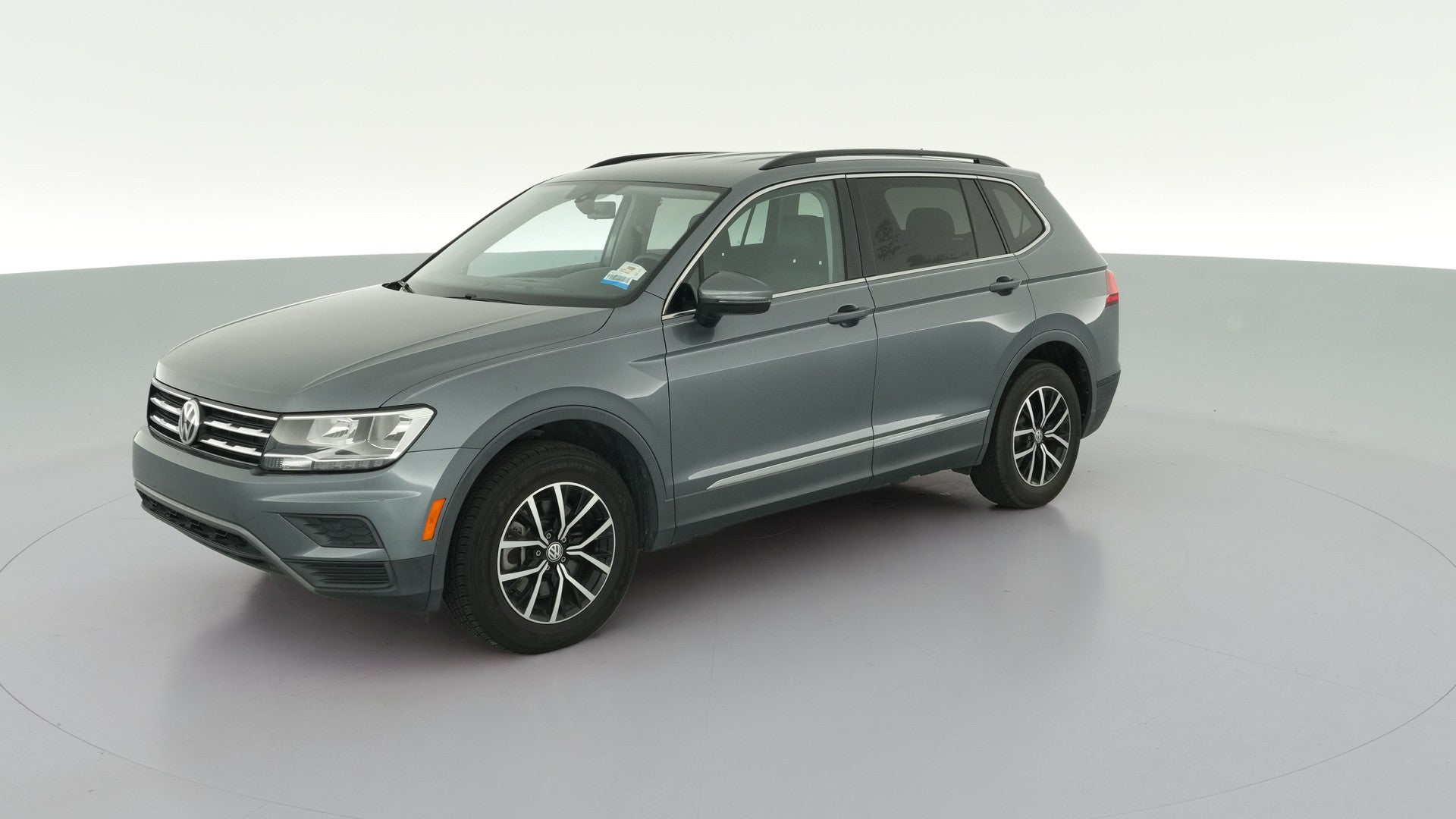 2021 Volkswagen Tiguan vehicle photo