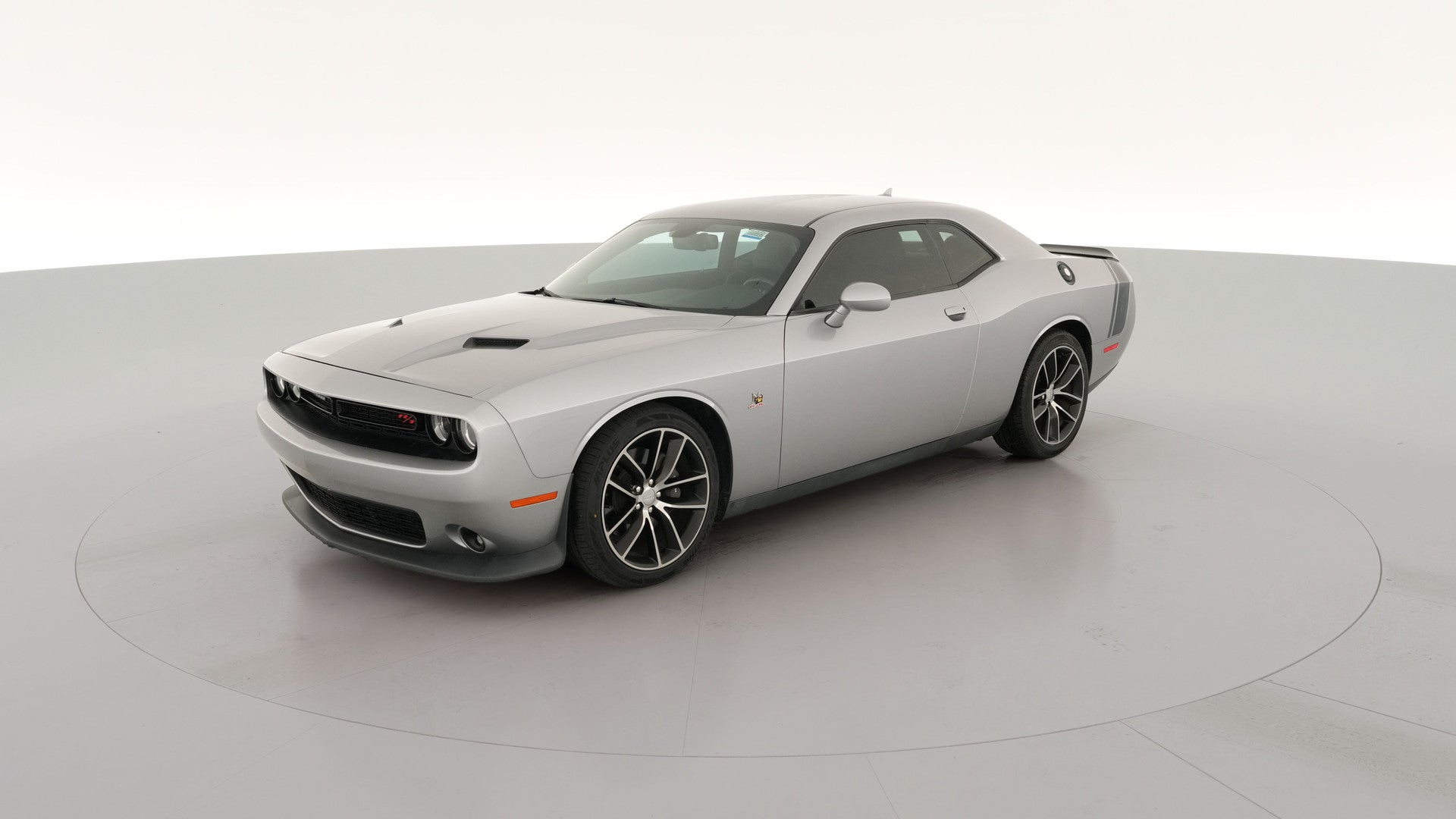 2016 Dodge Challenger vehicle photo