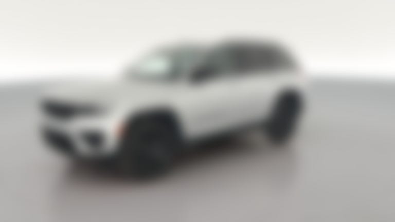 2024 Jeep Grand Cherokee vehicle photo