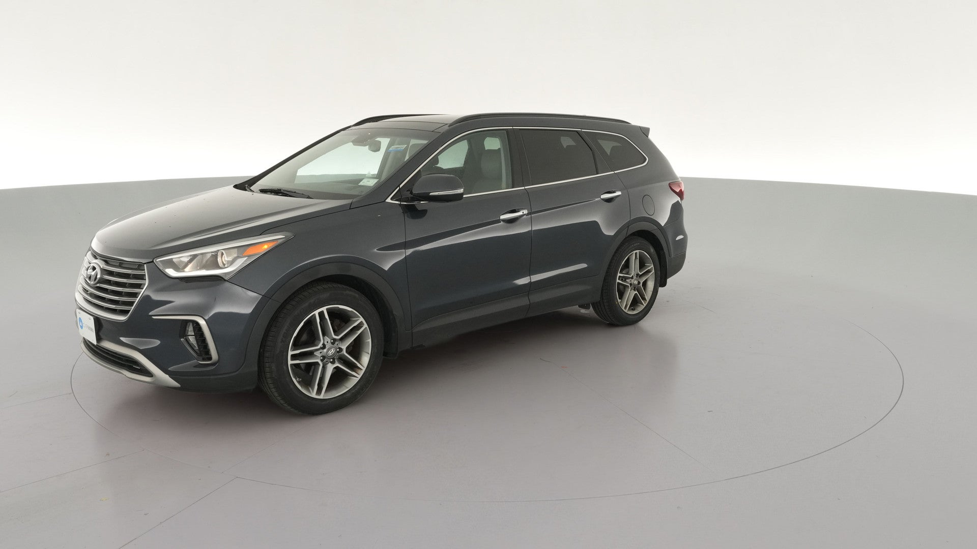 2017 Hyundai Santa Fe vehicle photo
