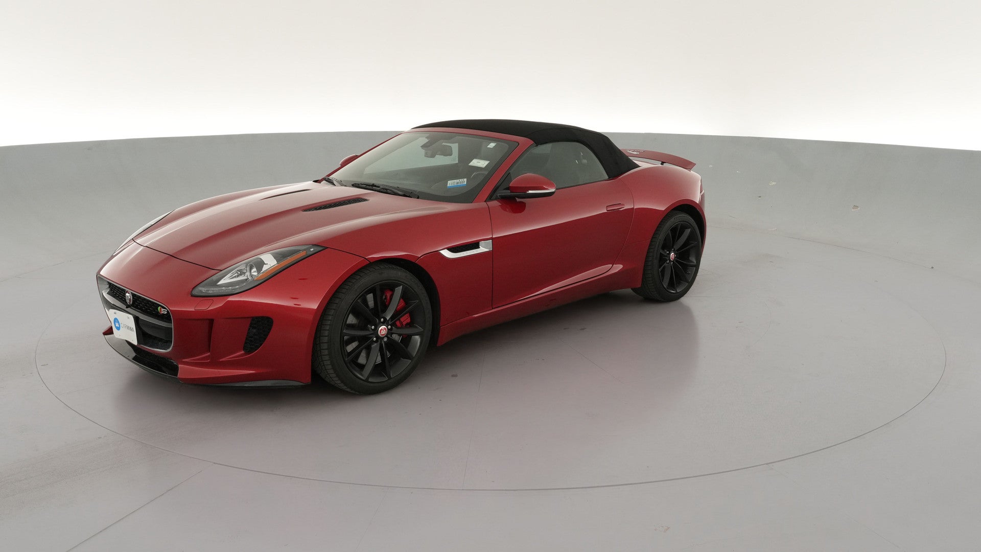 2015 Jaguar F-TYPE vehicle photo