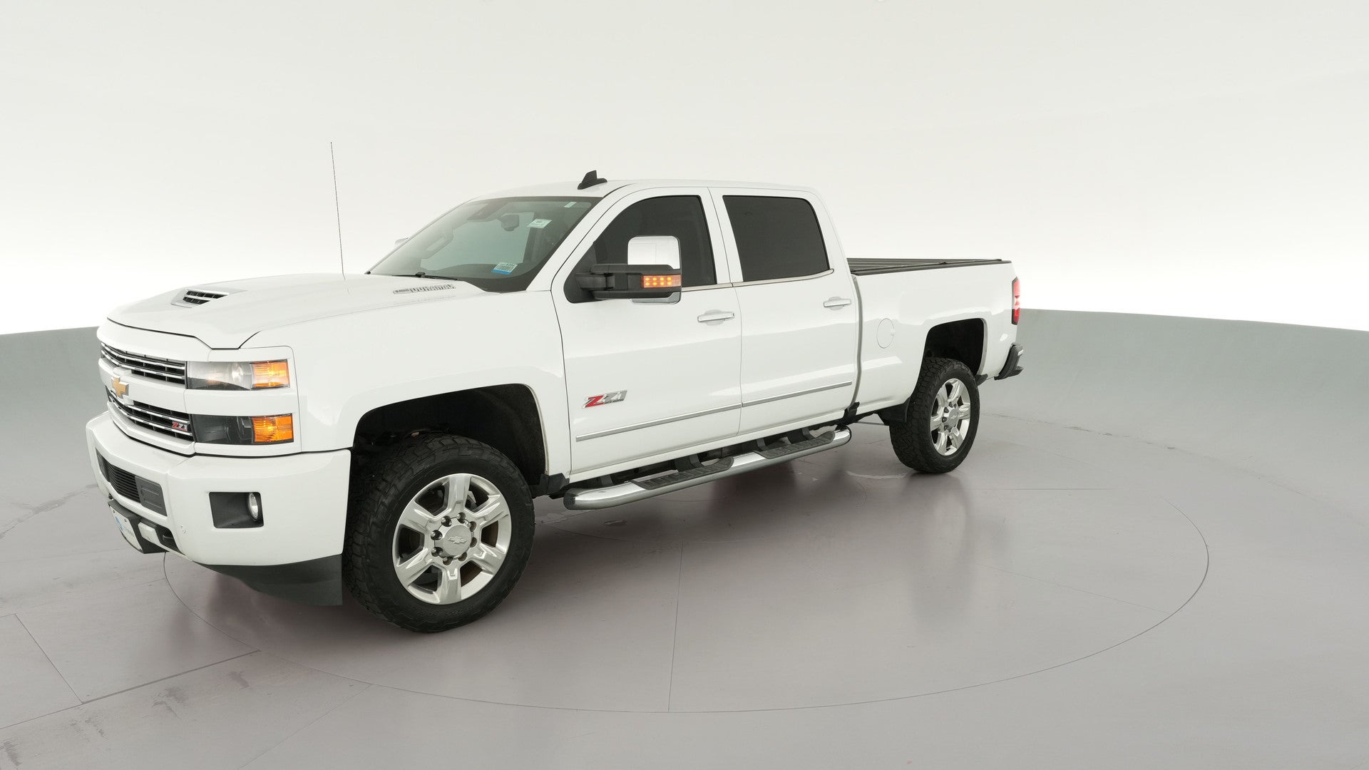 2017 Chevrolet Silverado 2500 HD Crew Cab vehicle photo
