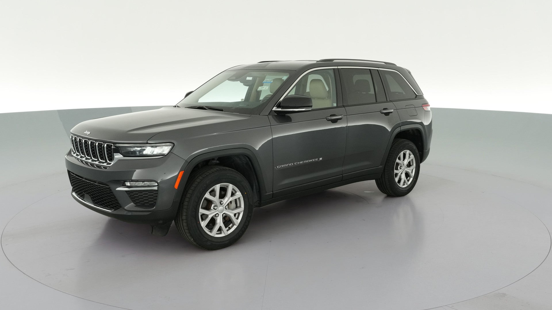 2022 Jeep Grand Cherokee vehicle photo