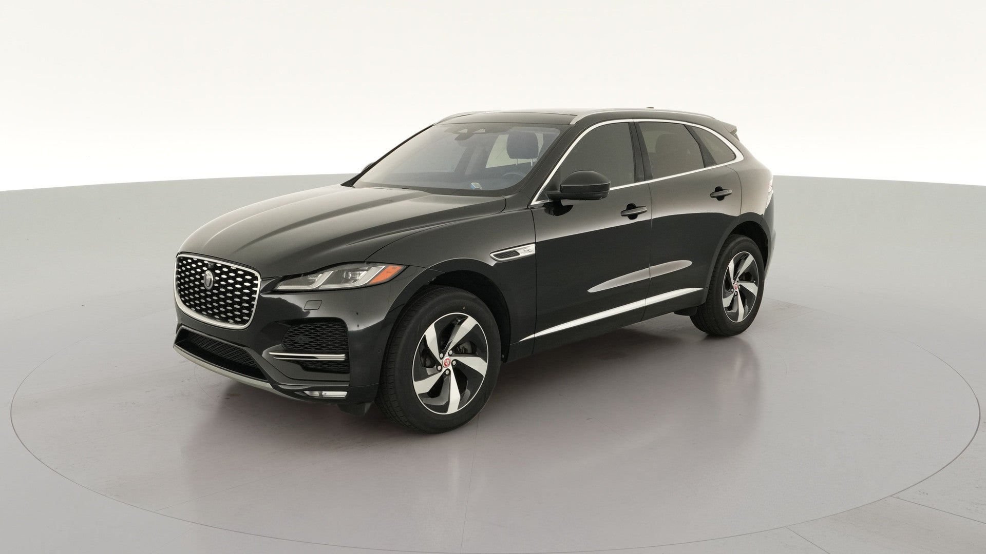 2021 Jaguar F-PACE vehicle photo
