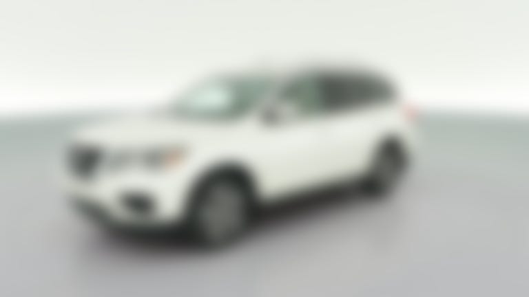 2018 Nissan Pathfinder vehicle photo