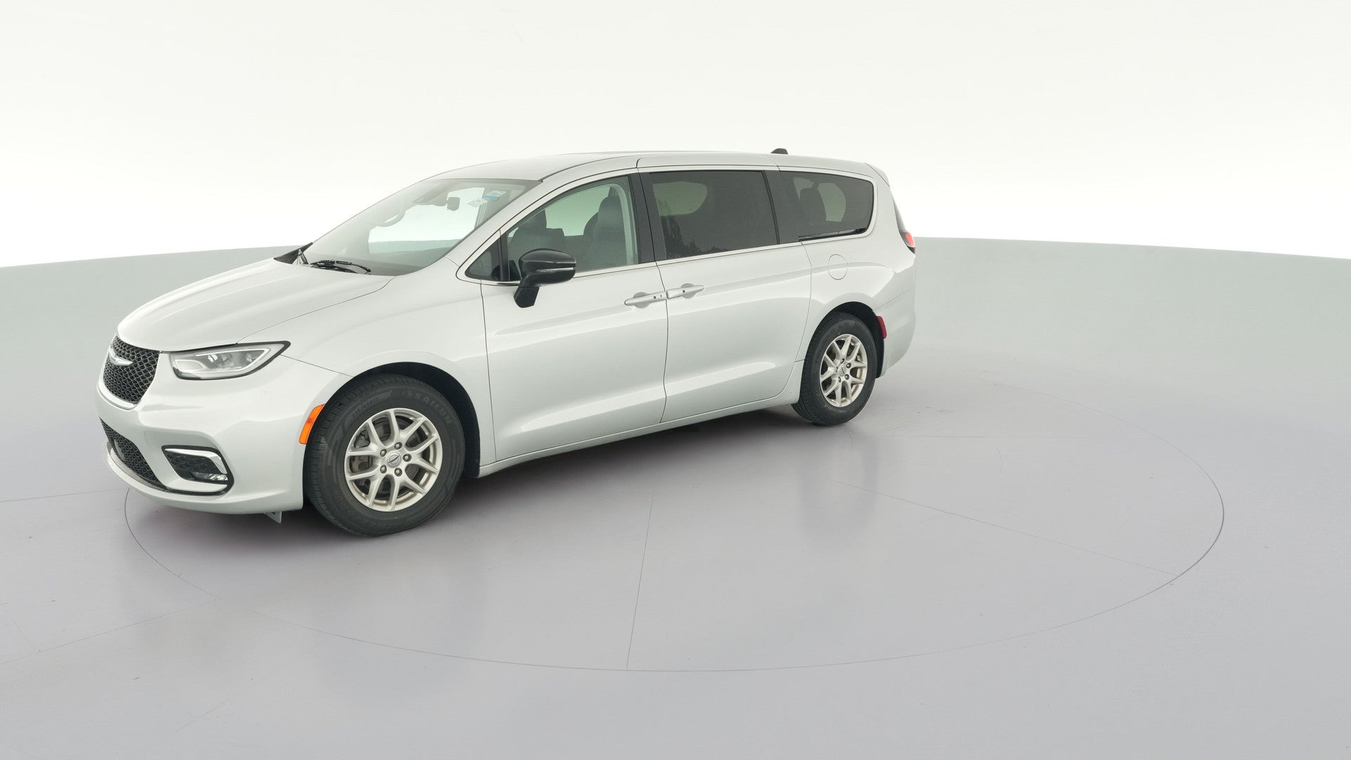 2024 Chrysler Pacifica vehicle photo