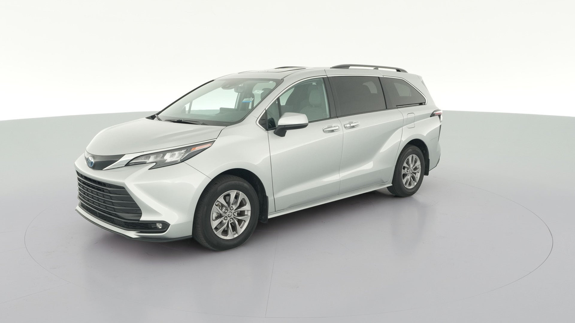 2025 Toyota Sienna vehicle photo