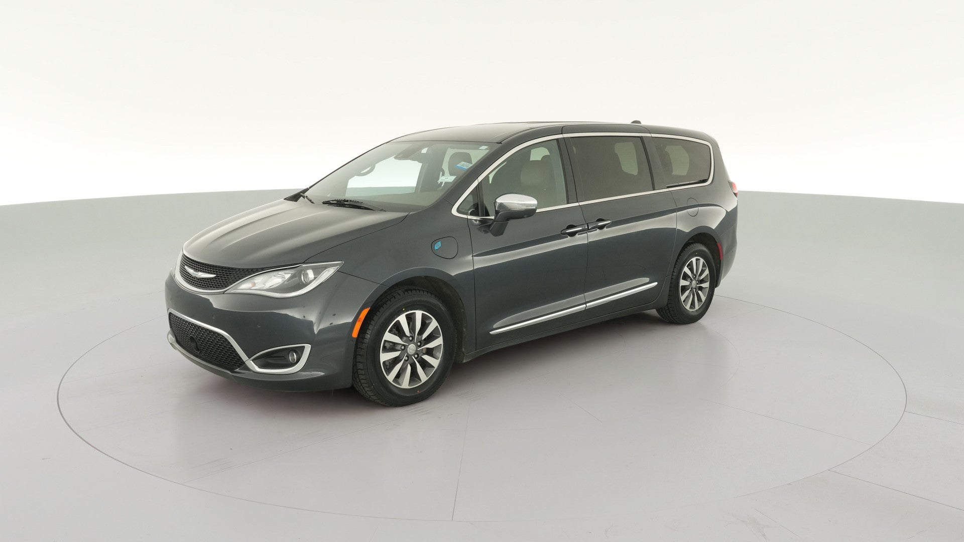 2020 Chrysler Pacifica Hybrid vehicle photo