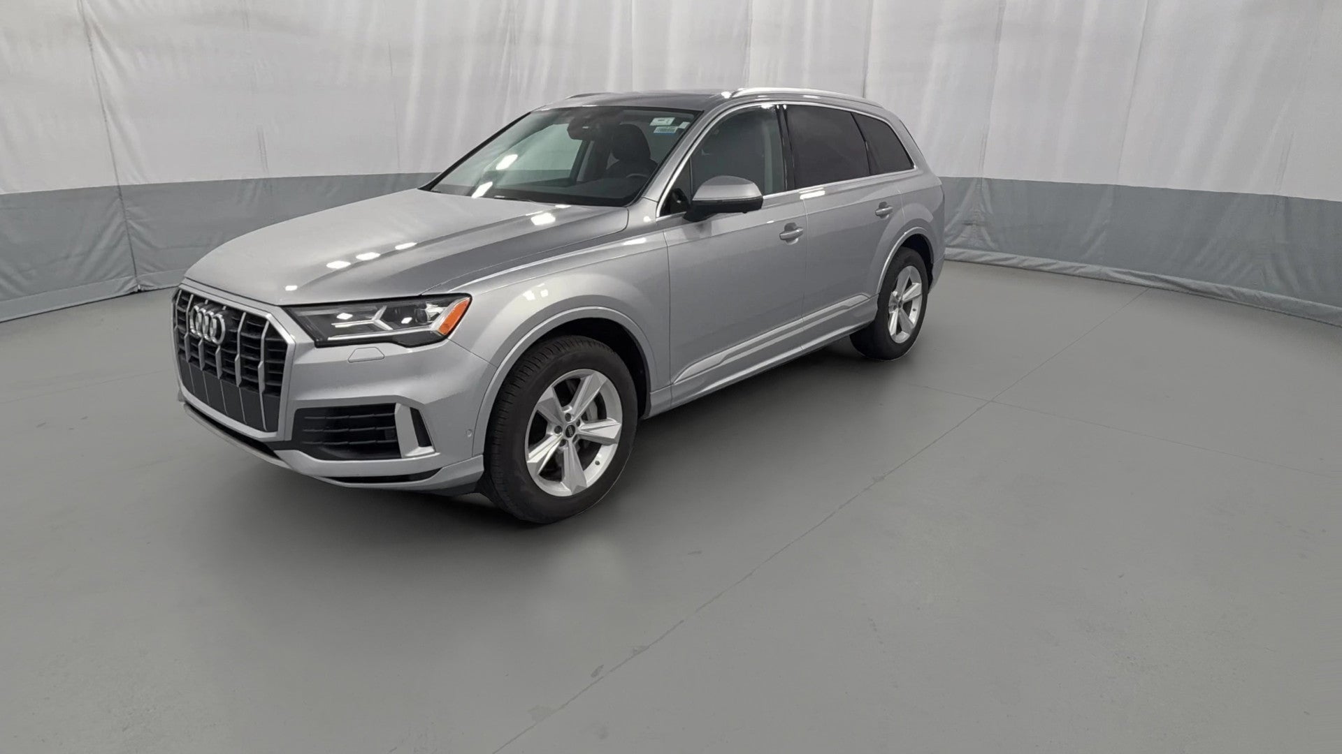 2022 Audi Q7 vehicle photo