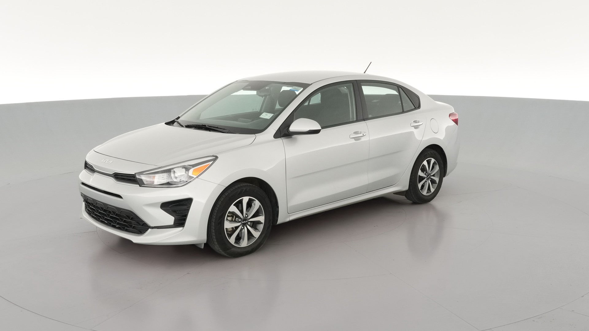 2023 Kia Rio vehicle photo