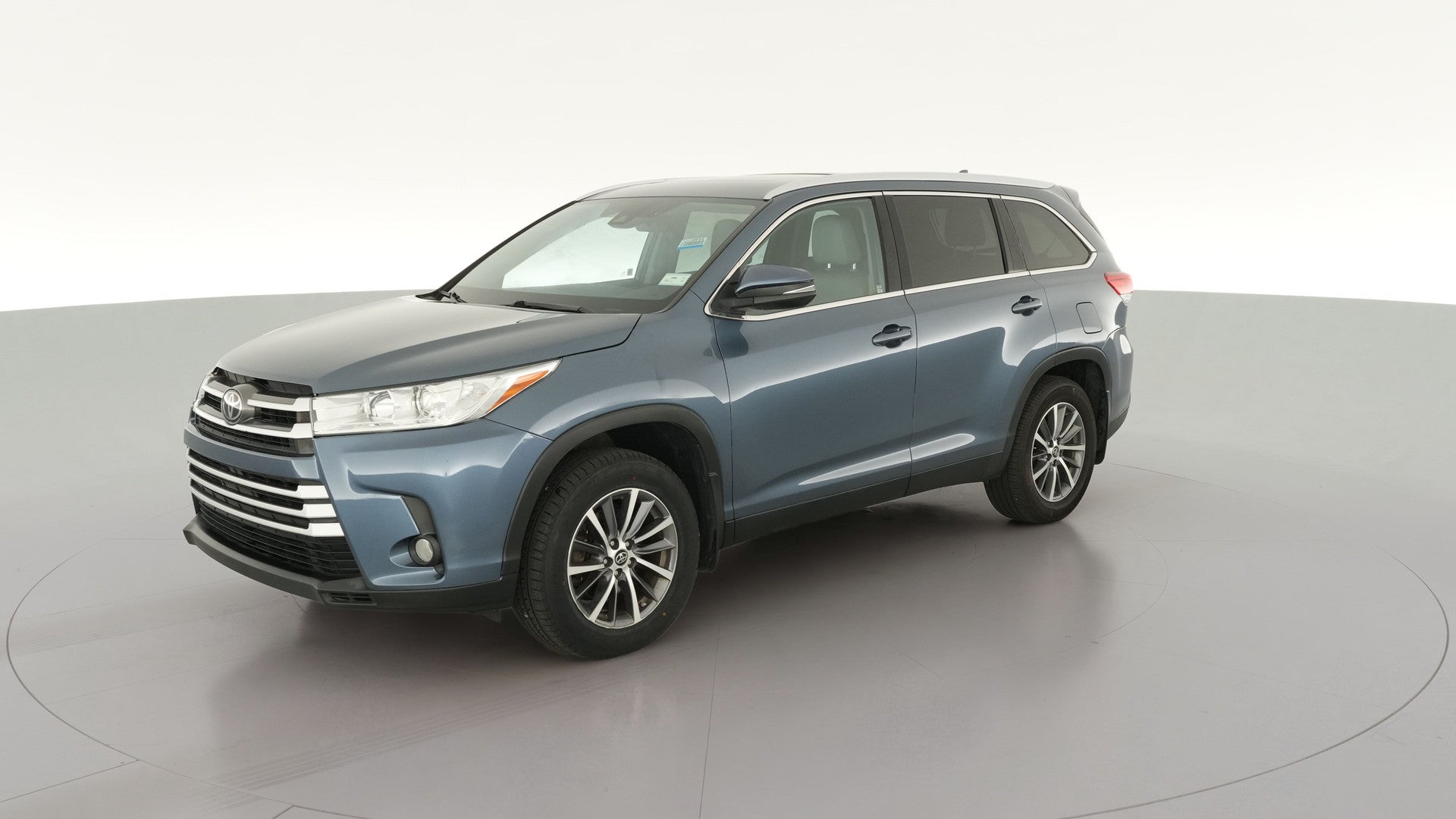 2019 Toyota Highlander vehicle photo