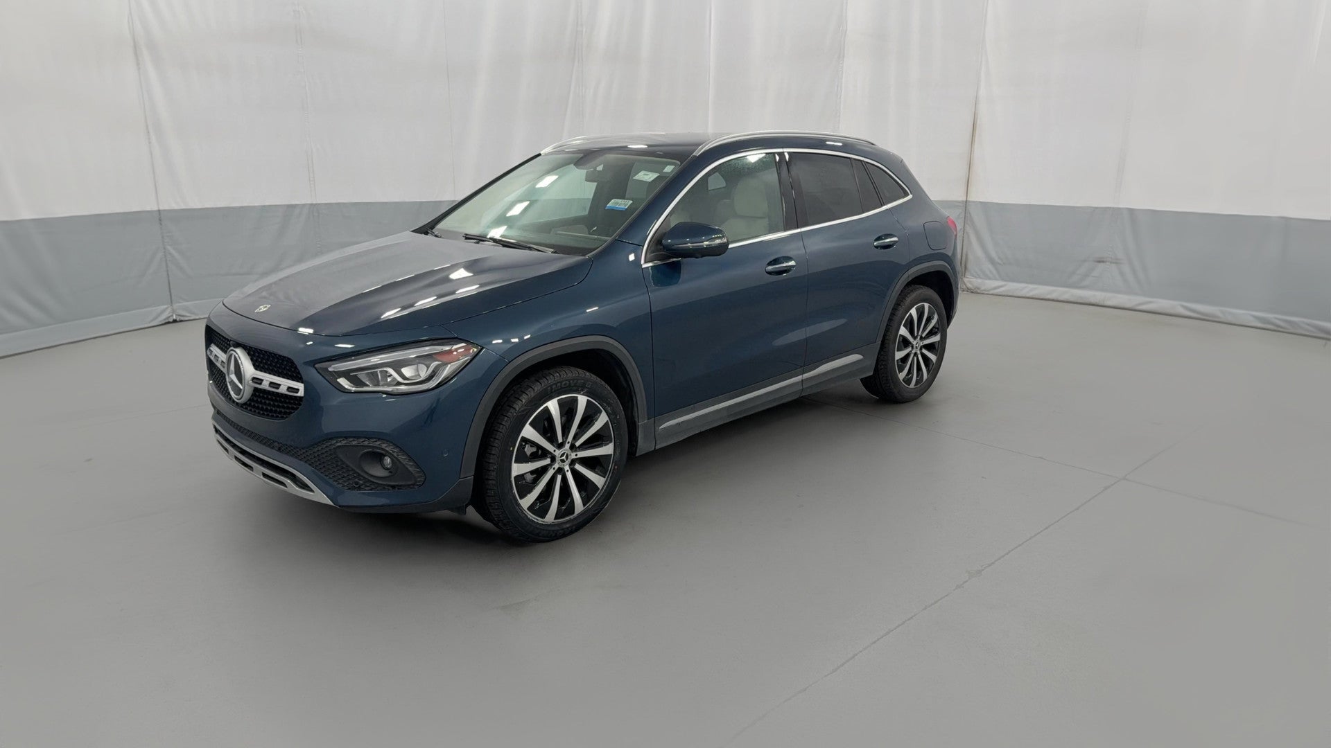 2023 Mercedes-Benz GLA vehicle photo