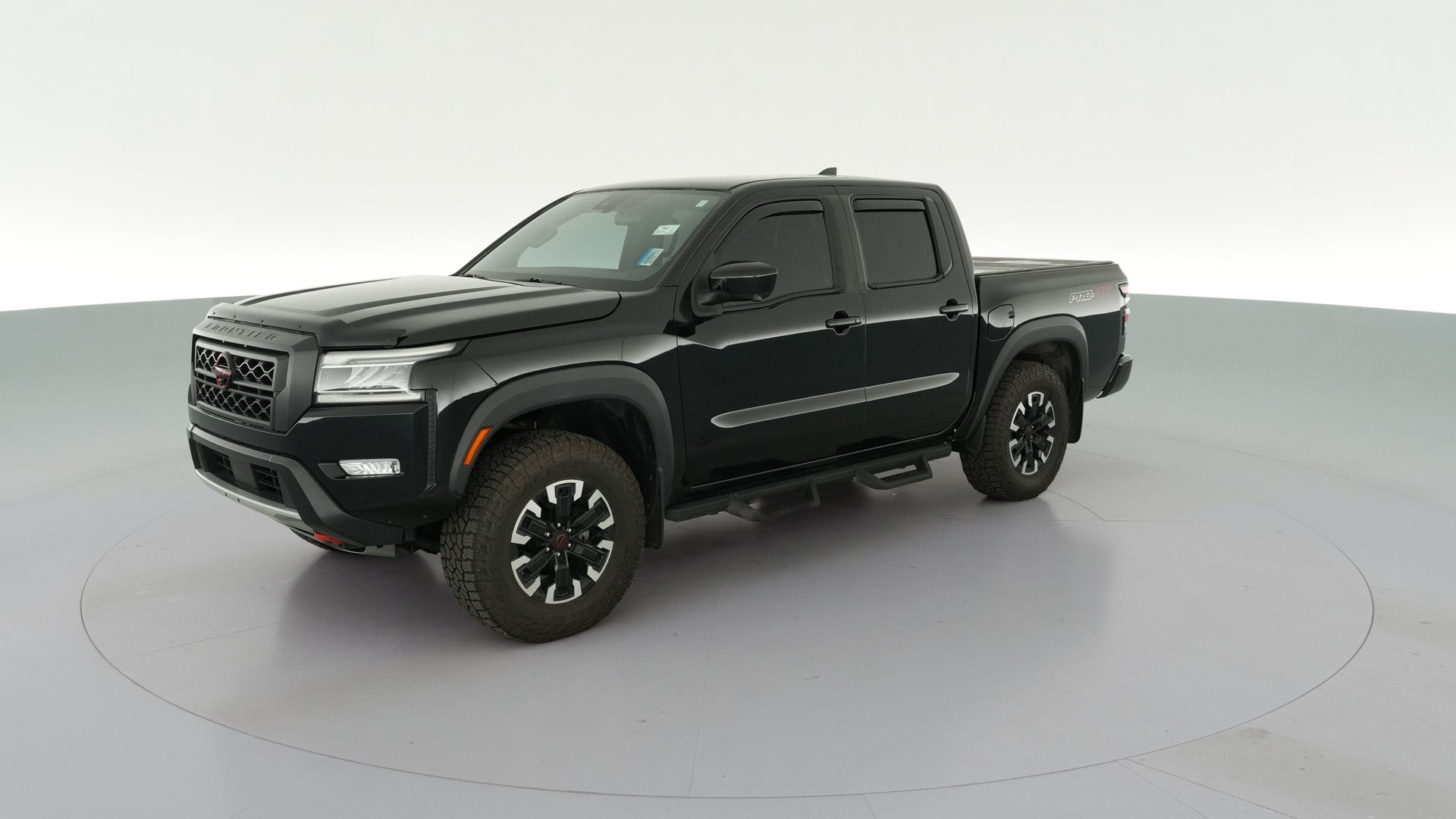 2022 Nissan Frontier Crew Cab vehicle photo