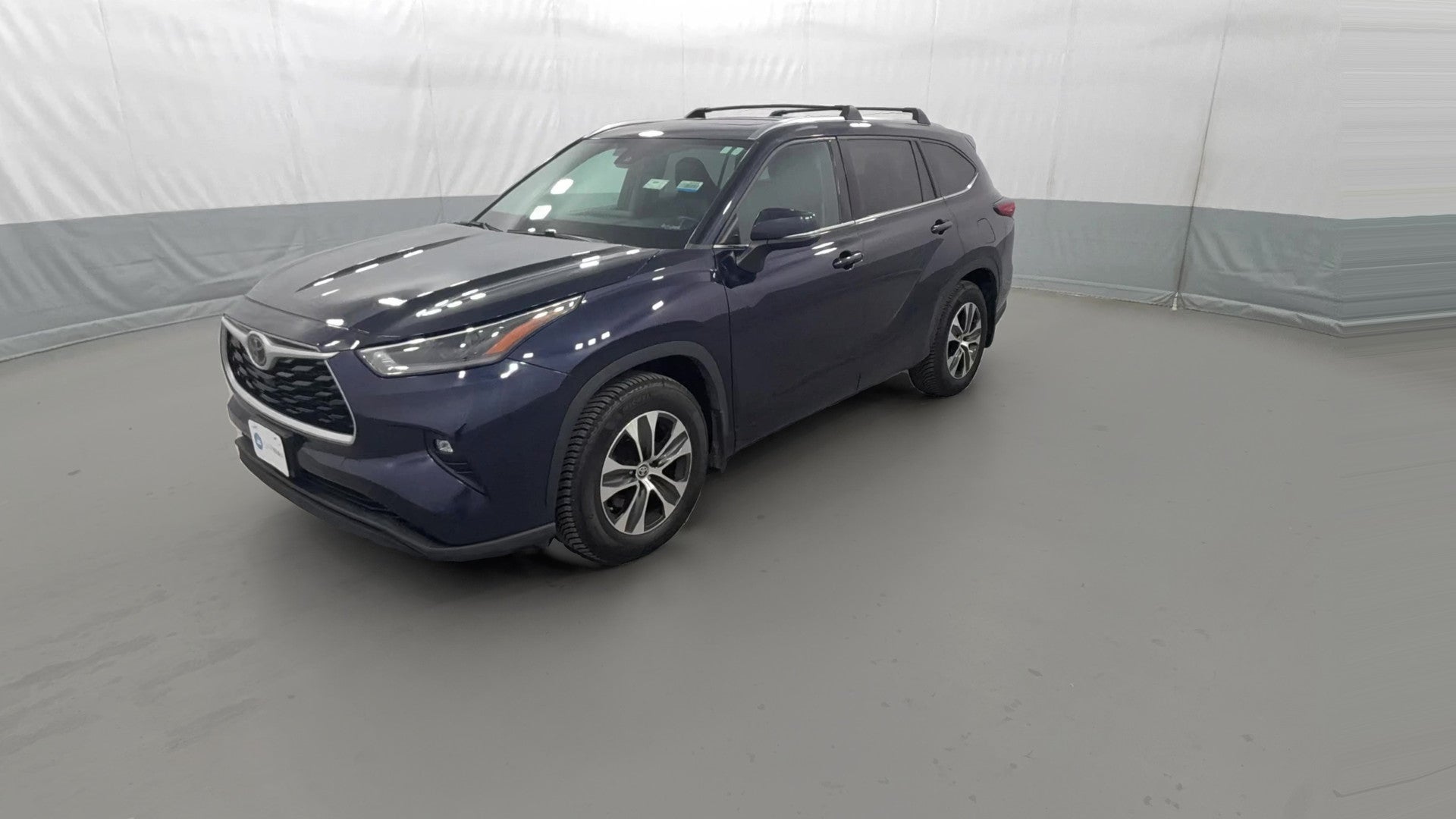 2021 Toyota Highlander vehicle photo