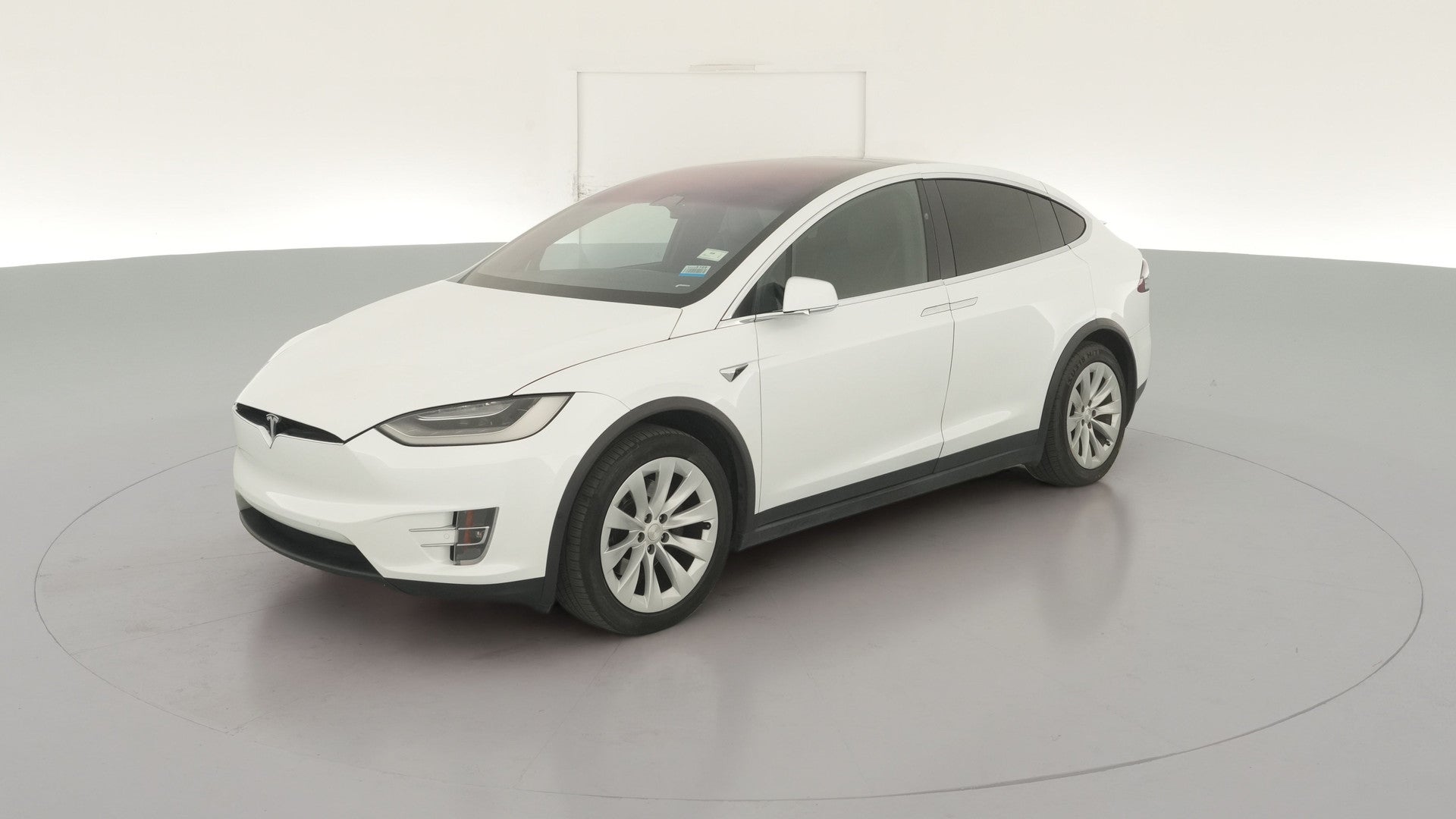 2020 Tesla Model X vehicle photo