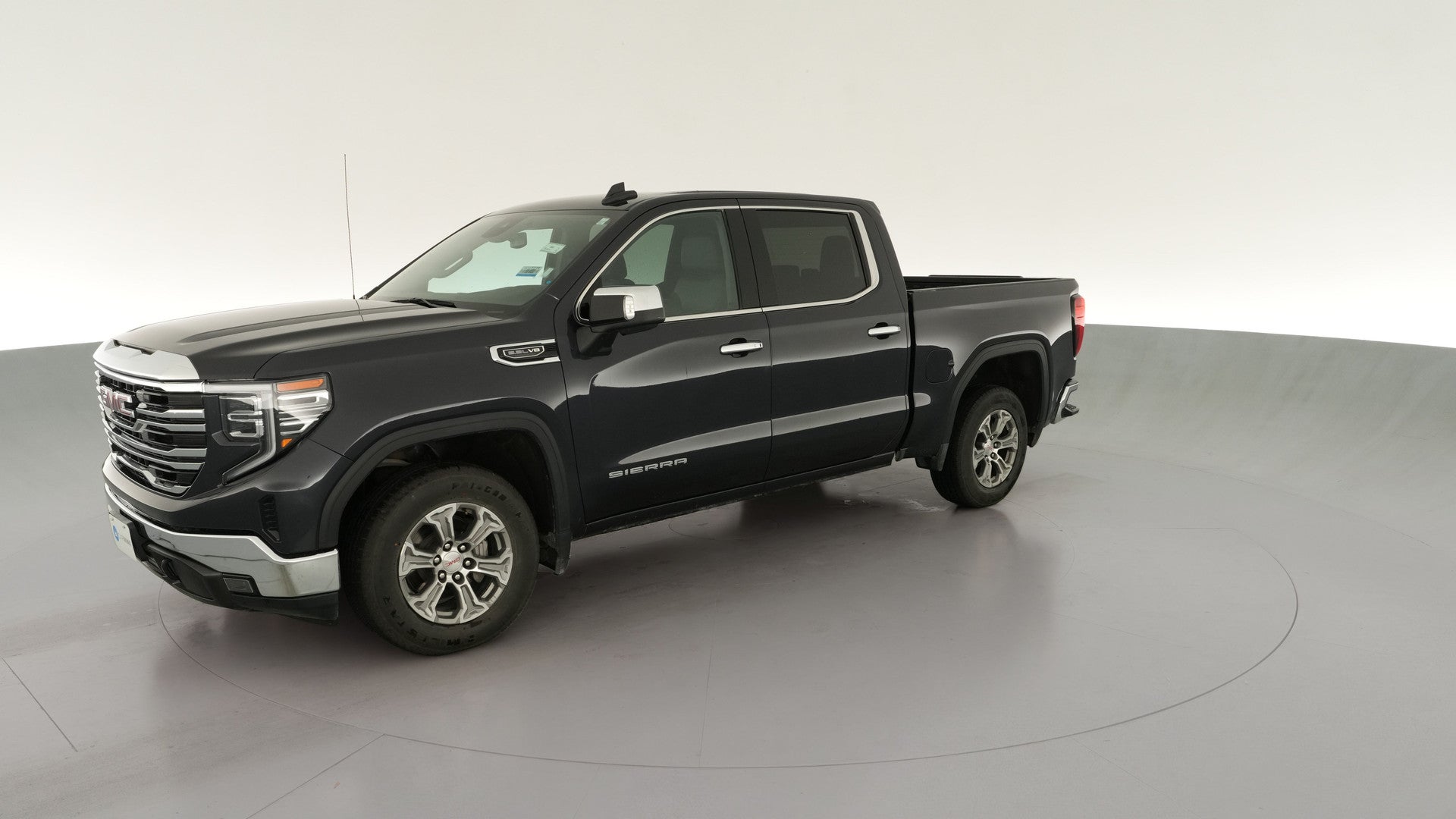 2025 GMC Sierra 1500 Crew Cab vehicle photo