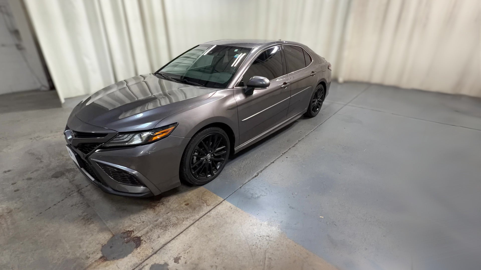 2021 Toyota Camry vehicle photo