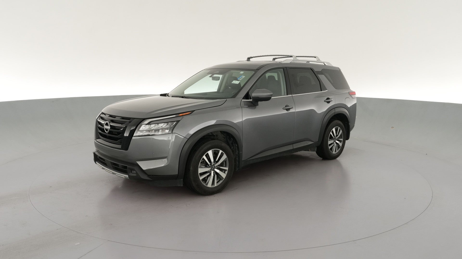2025 Nissan Pathfinder vehicle photo