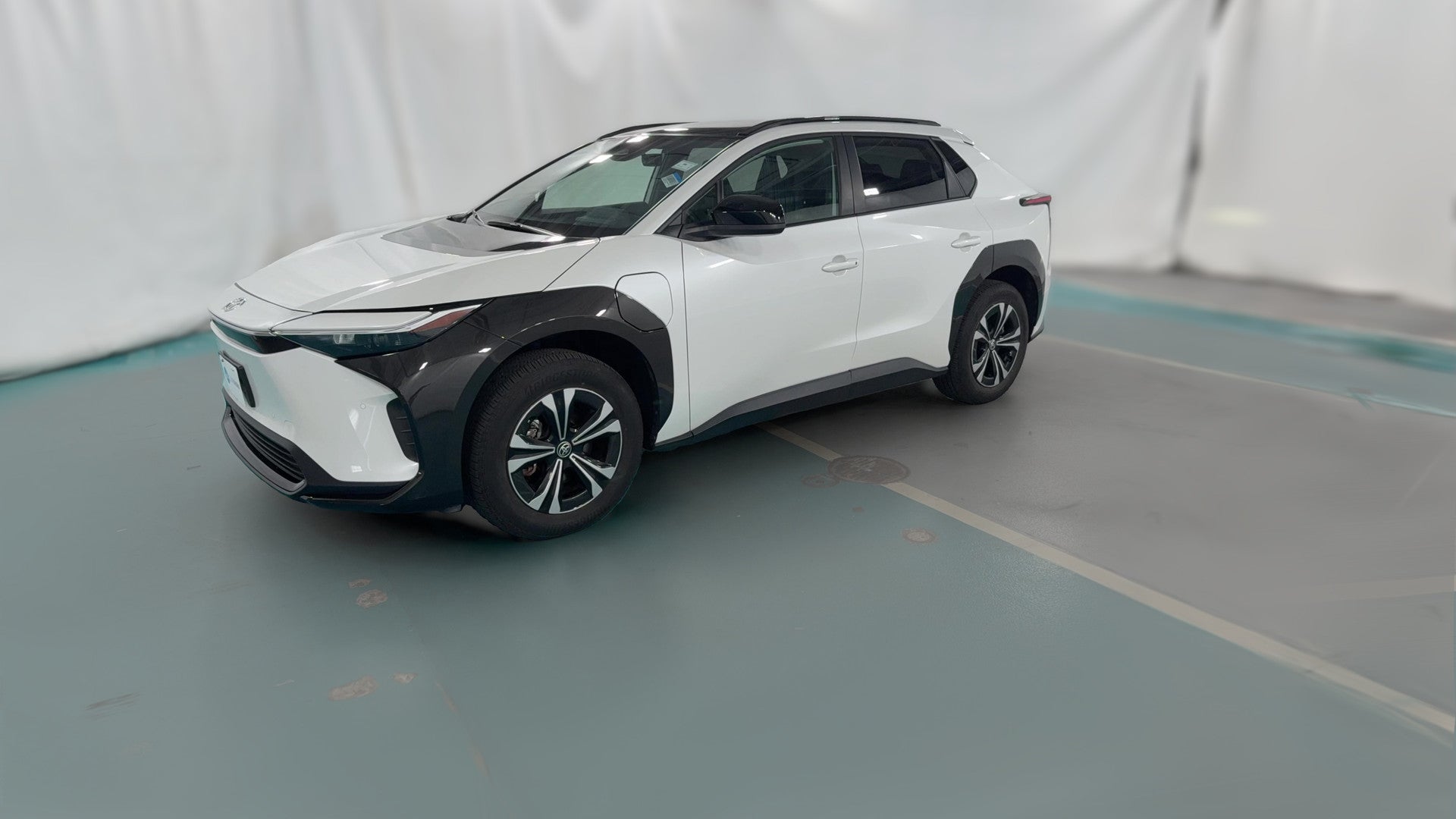 2024 Toyota bZ4X vehicle photo