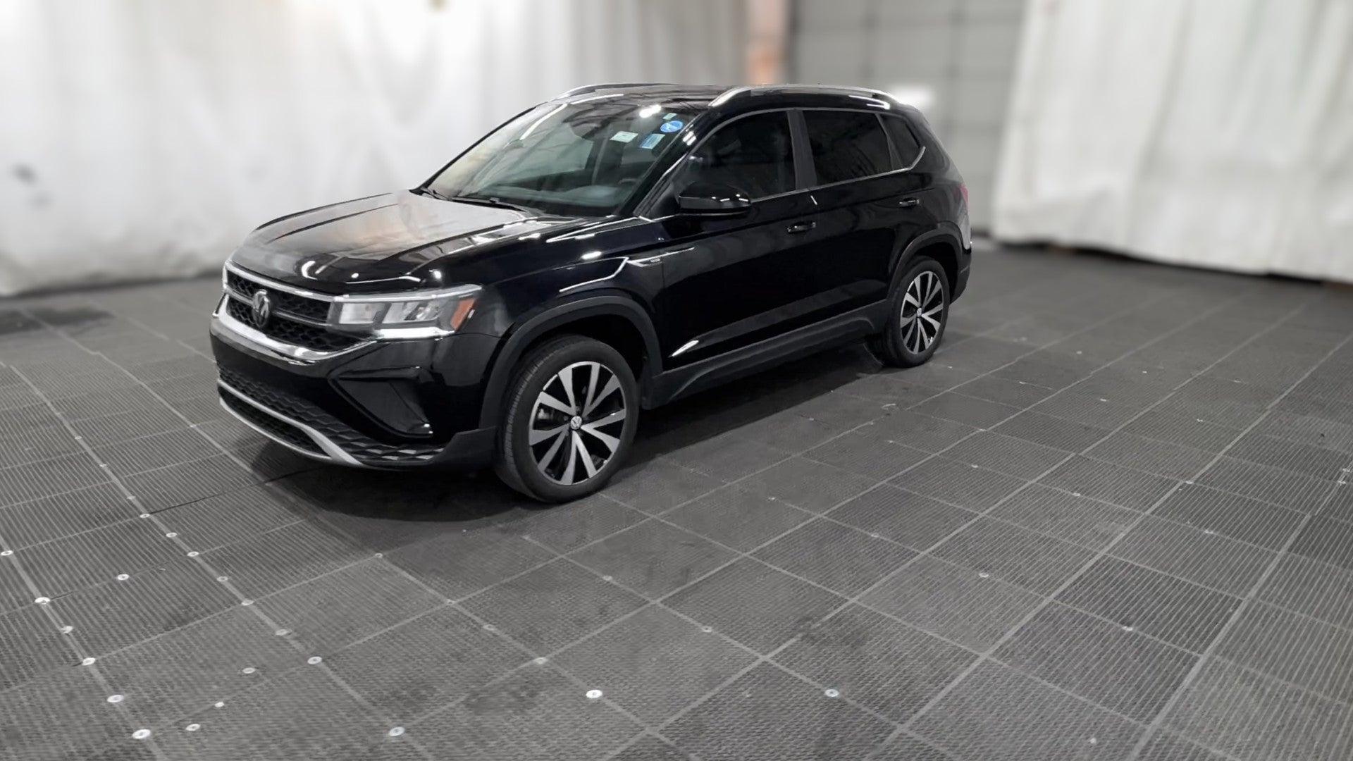 2024 Volkswagen Taos vehicle photo