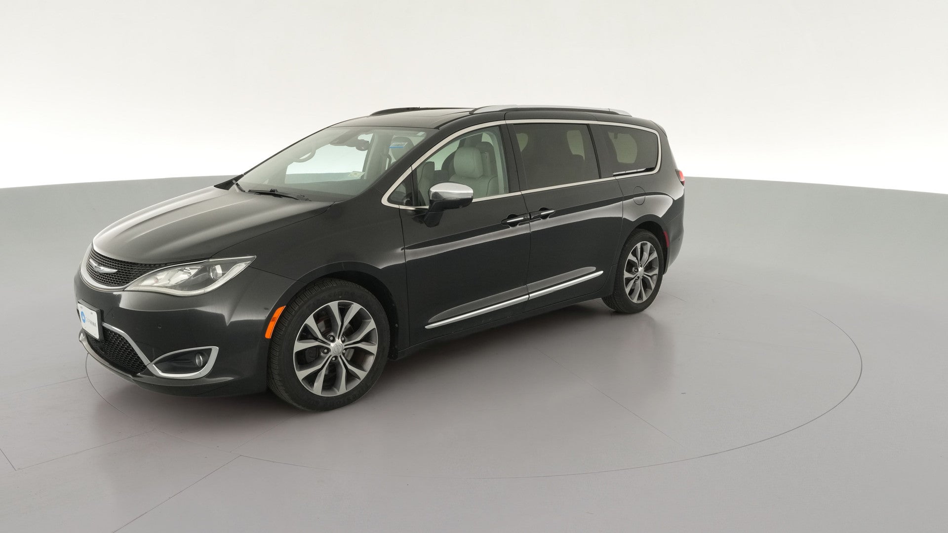 2017 Chrysler Pacifica vehicle photo
