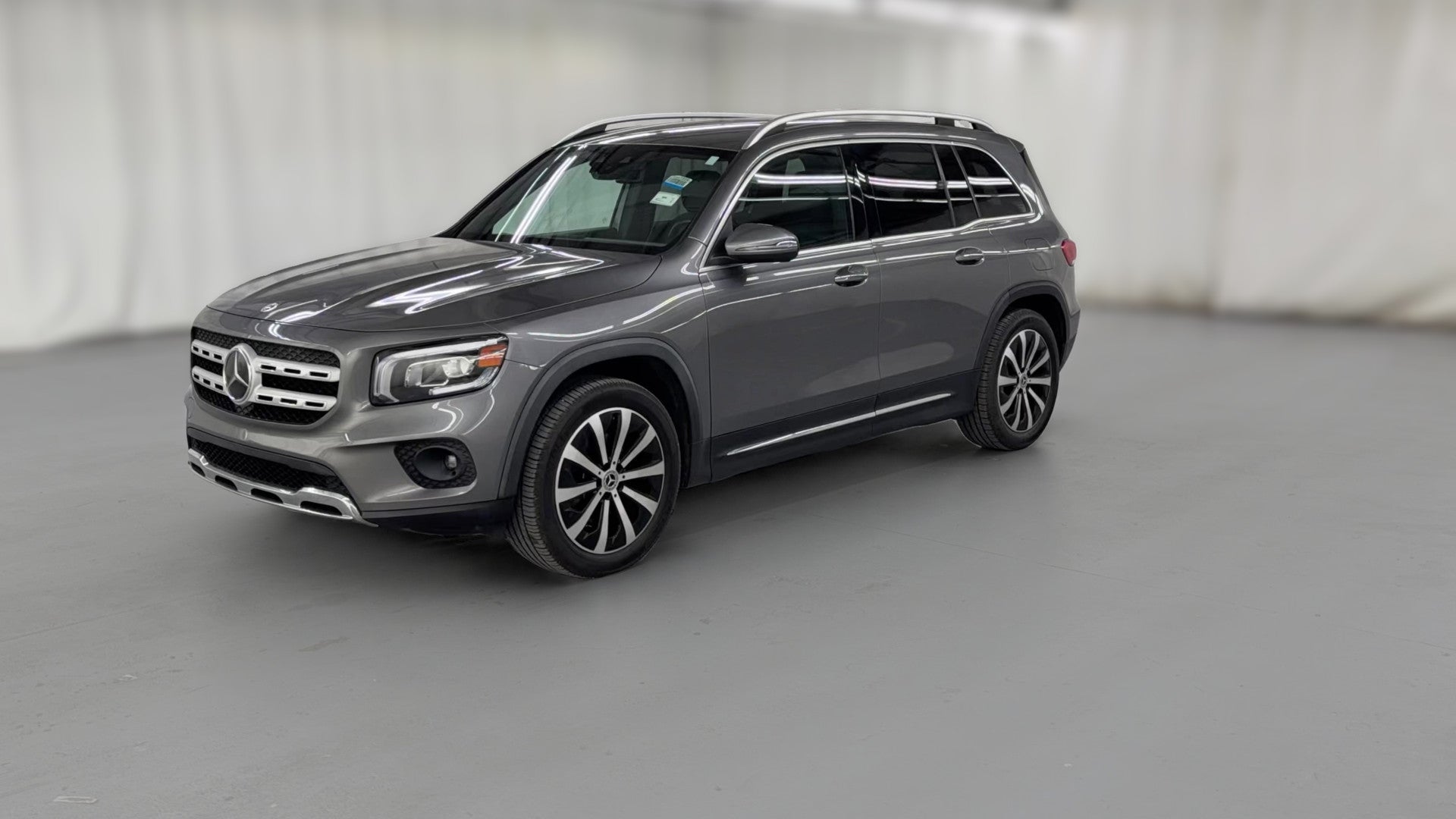 2021 Mercedes-Benz GLB vehicle photo