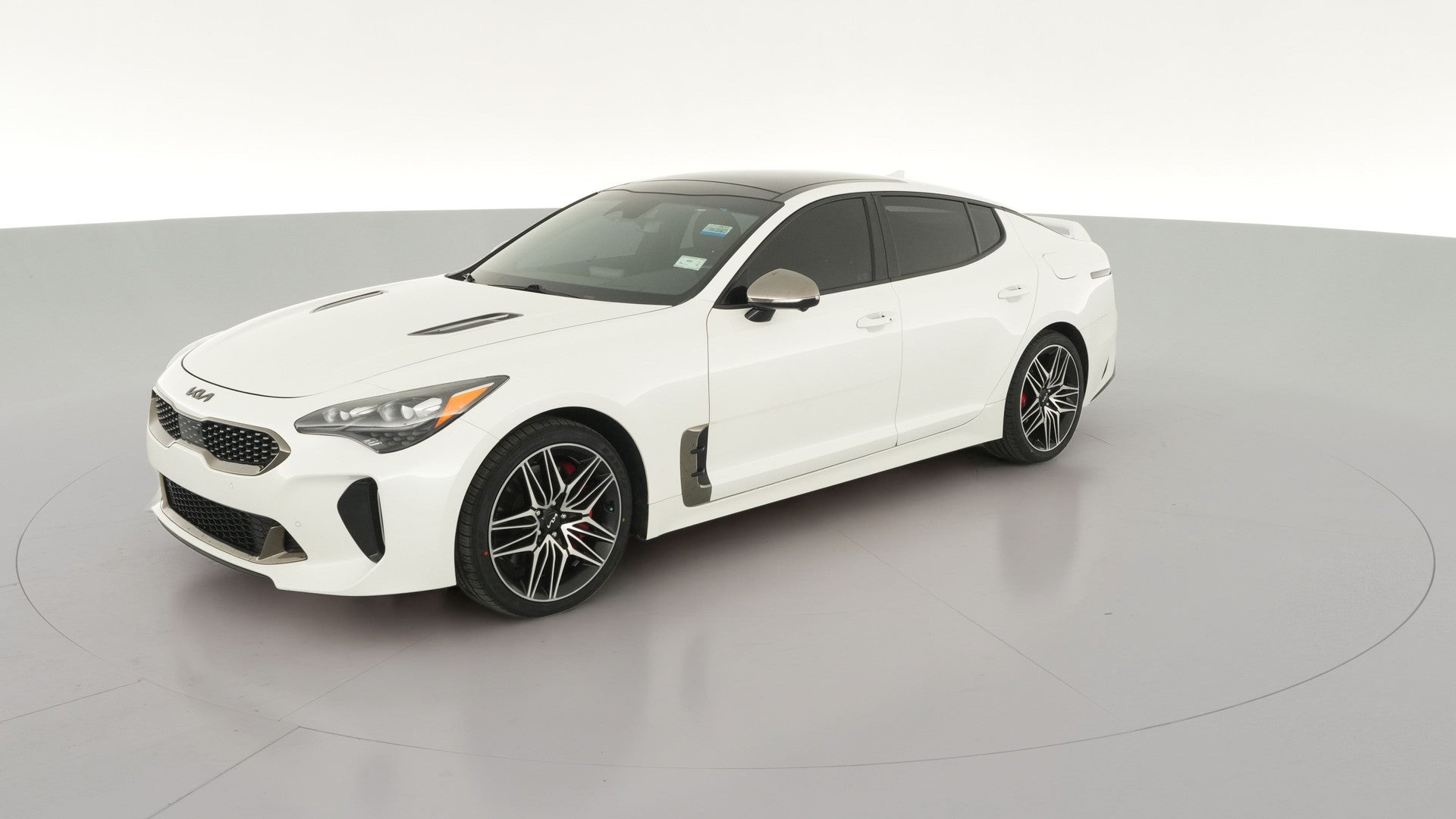 2023 Kia Stinger vehicle photo