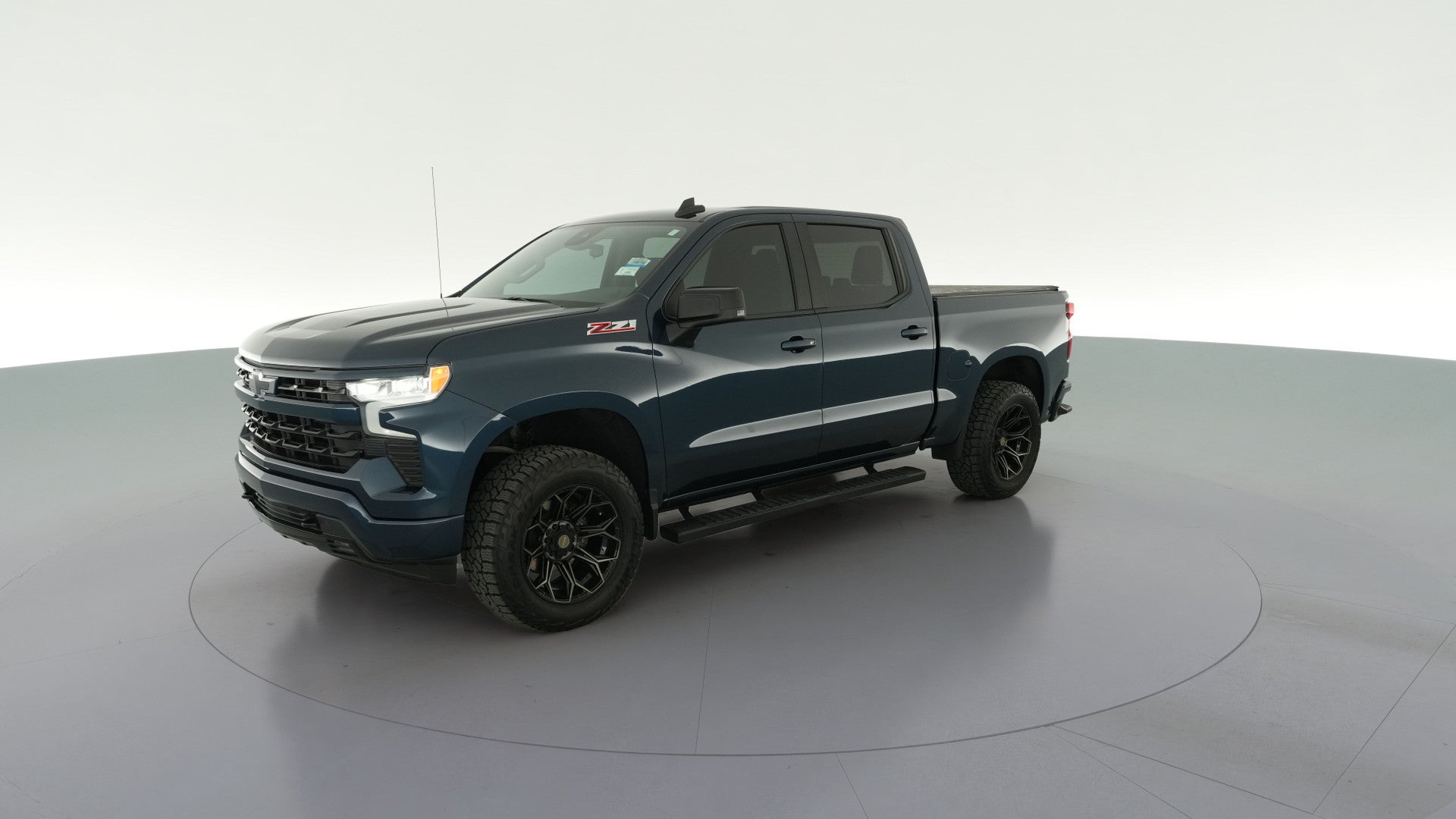 2022 Chevrolet Silverado 1500 Crew Cab vehicle photo