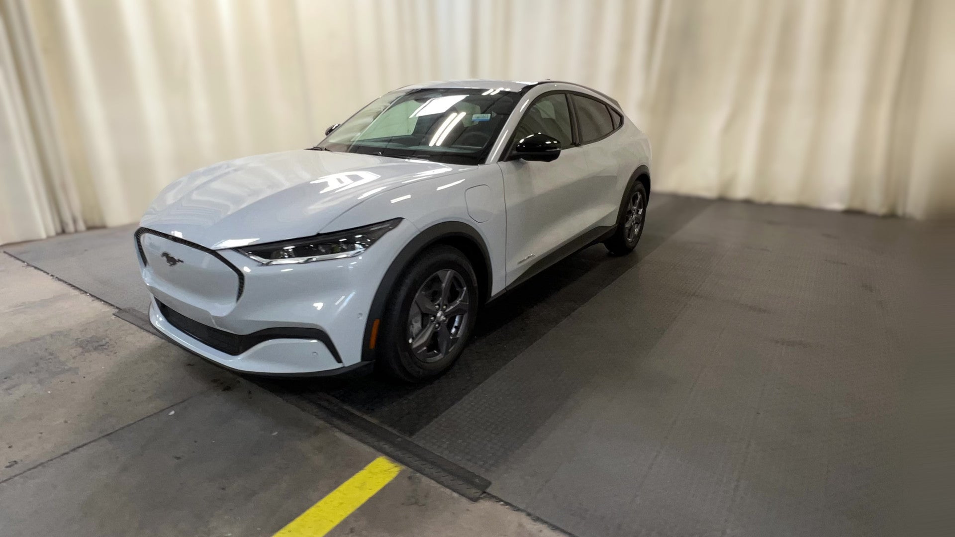 2023 Ford Mustang MACH-E vehicle photo