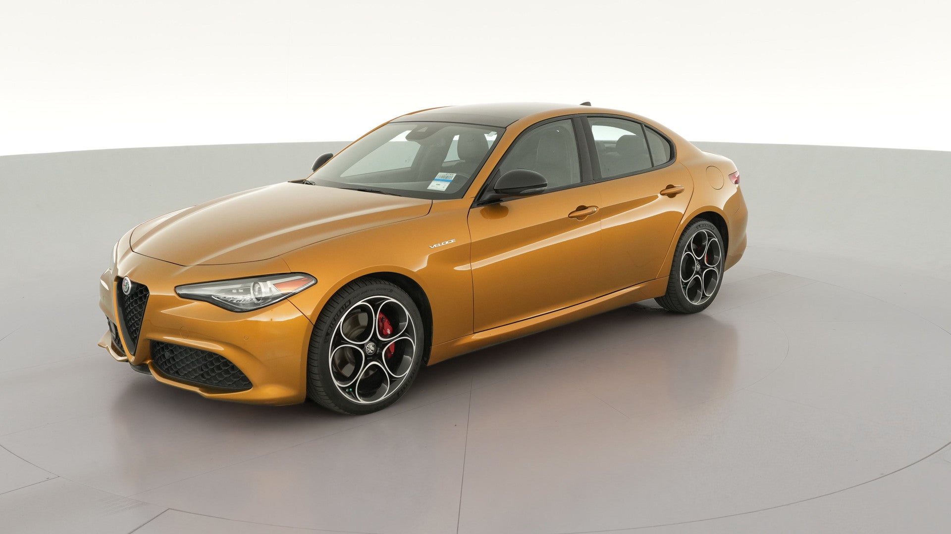 2022 Alfa Romeo Giulia vehicle photo