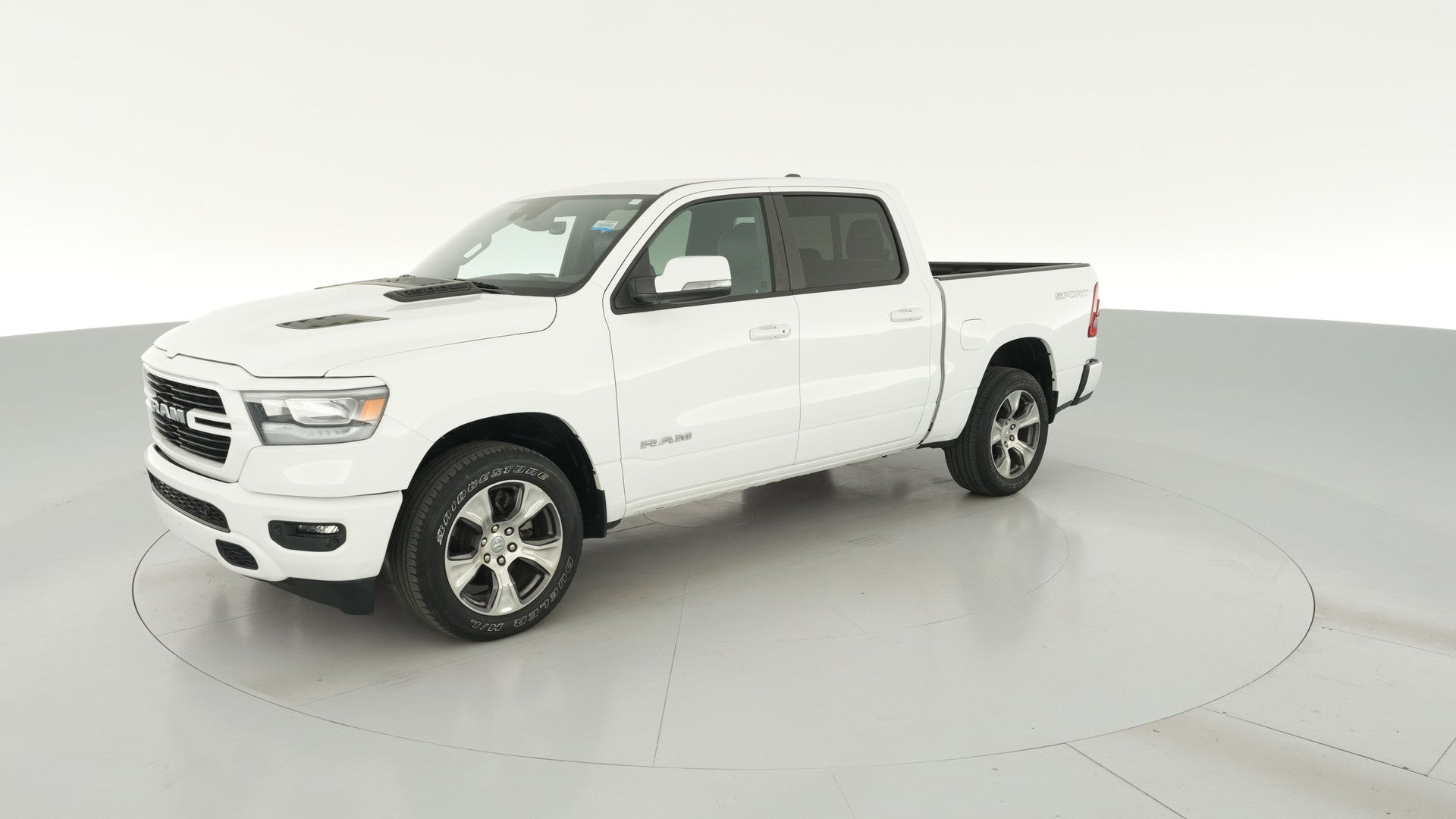 2023 Ram 1500 Crew Cab vehicle photo