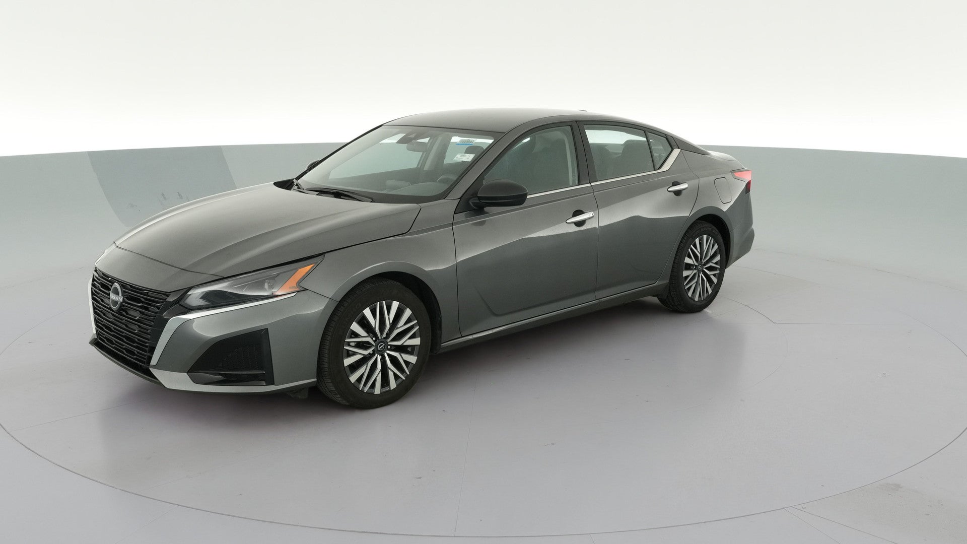 2025 Nissan Altima vehicle photo