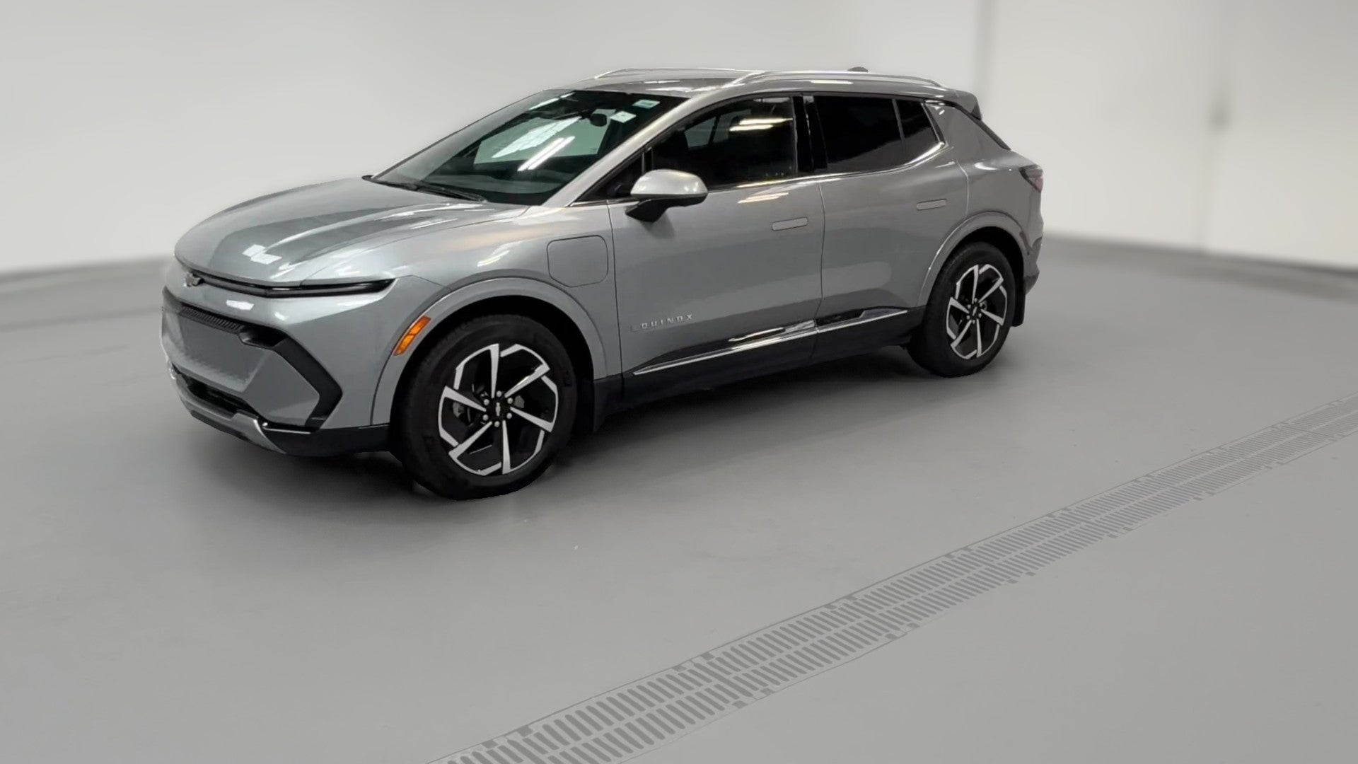 2024 Chevrolet Equinox EV vehicle photo