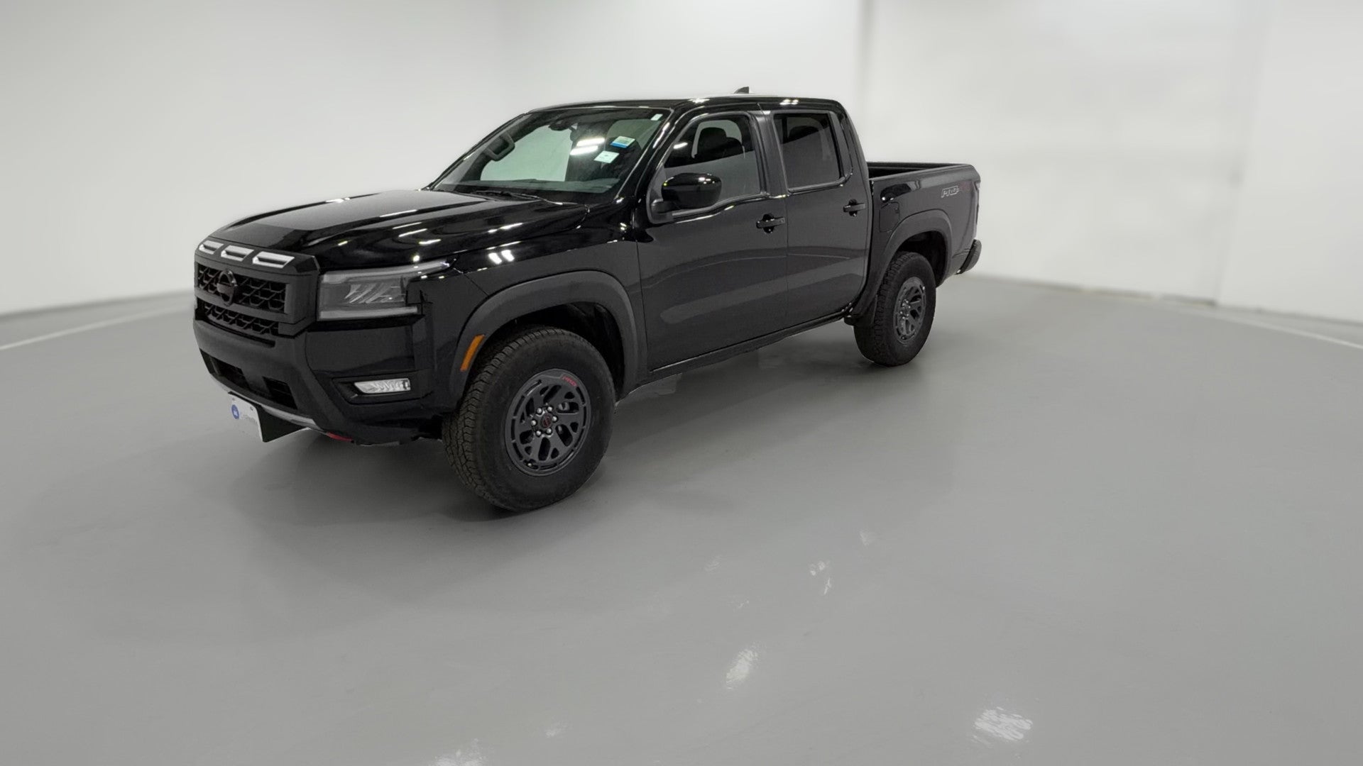 2026 Nissan Frontier Crew Cab vehicle photo