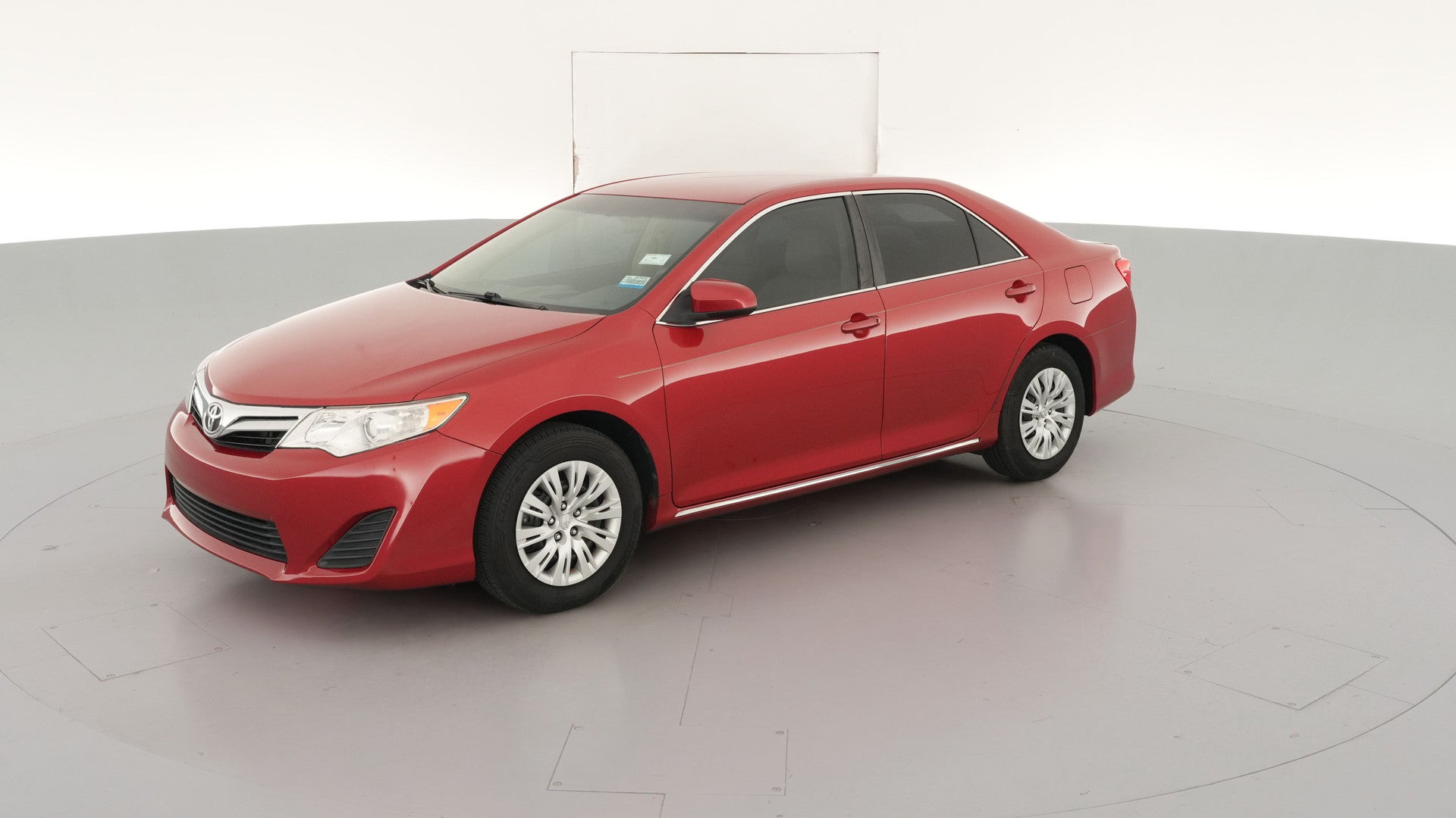2014 Toyota Camry vehicle photo