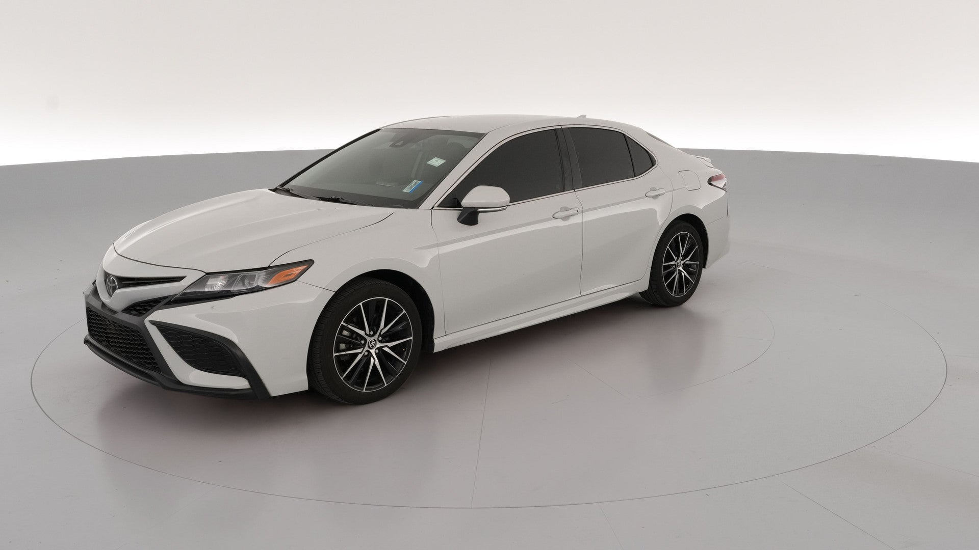 2024 Toyota Camry vehicle photo
