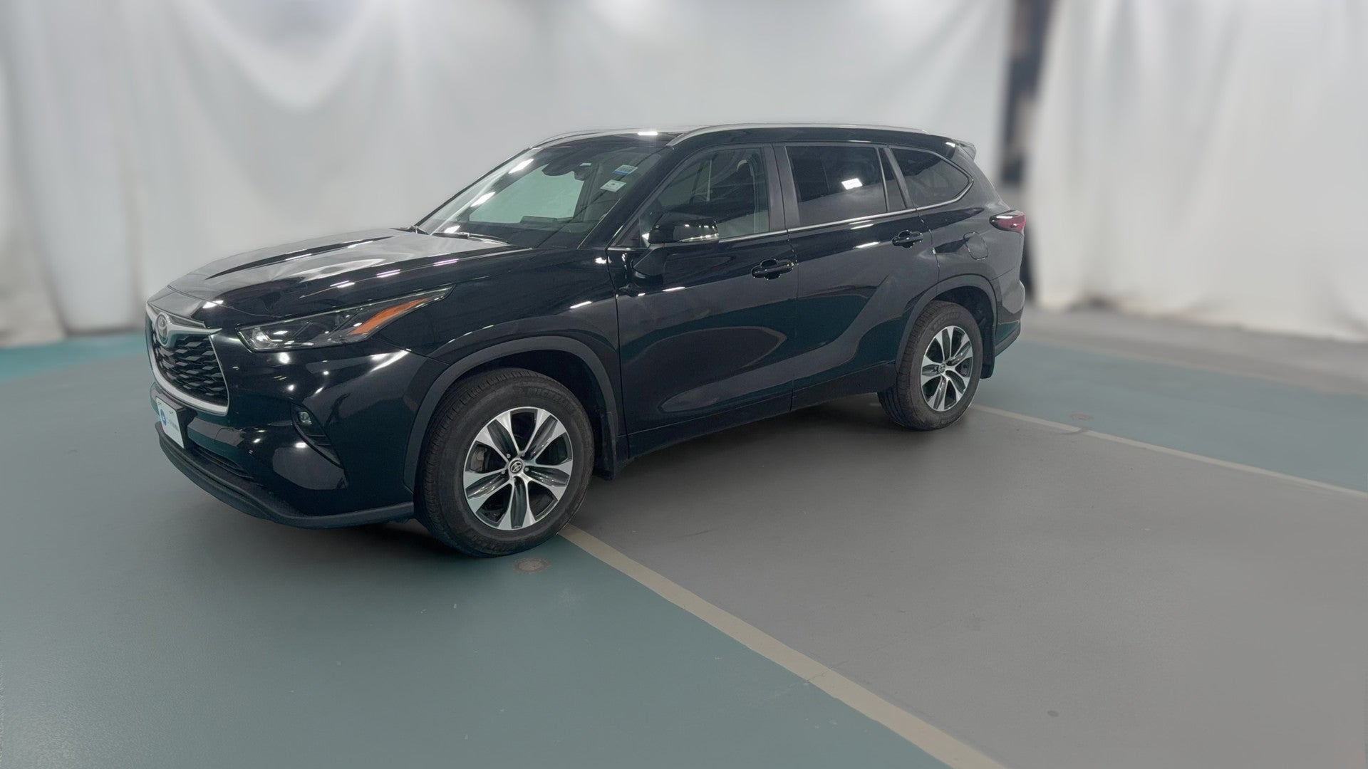 2026 Toyota Highlander vehicle photo