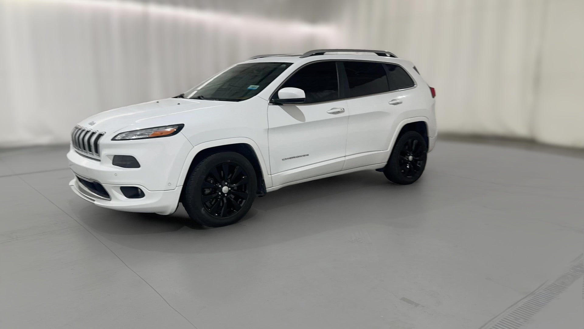 2017 Jeep Cherokee vehicle photo