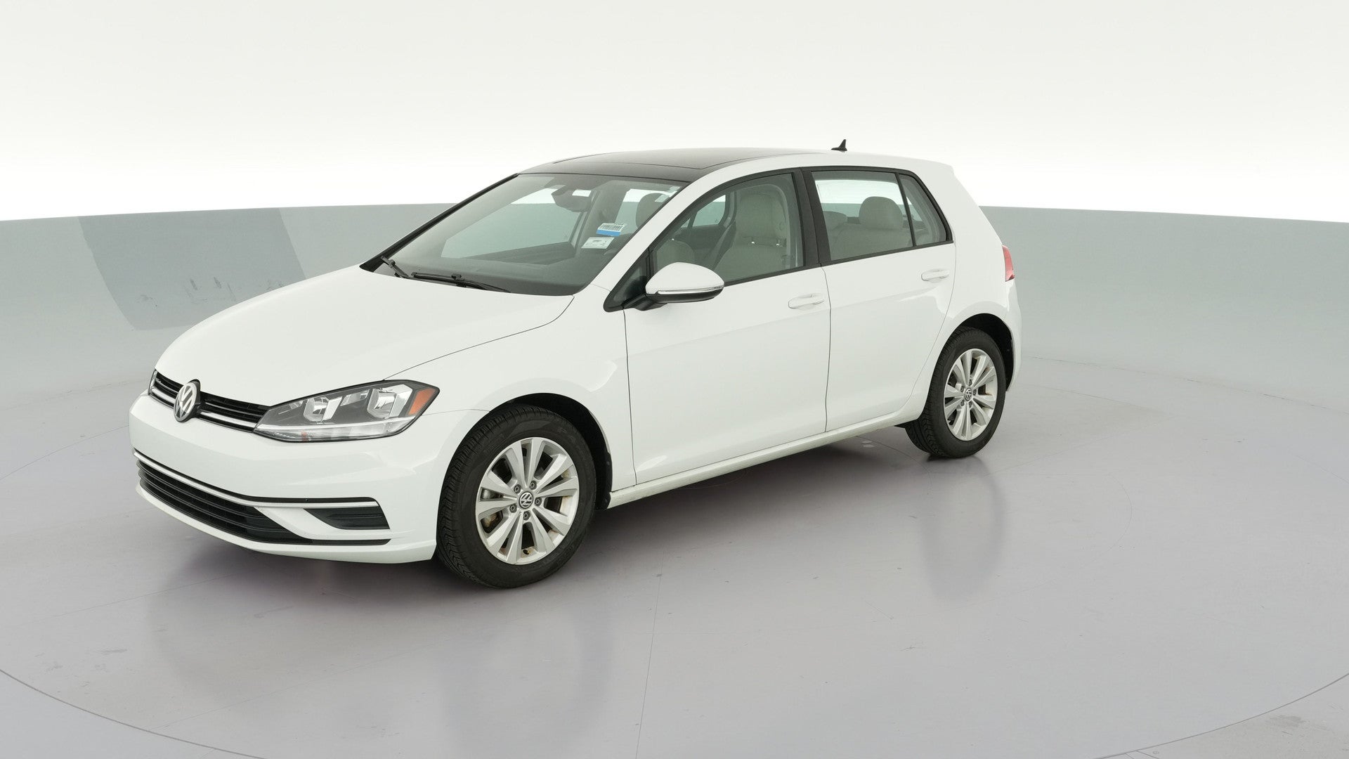 2020 Volkswagen Golf vehicle photo