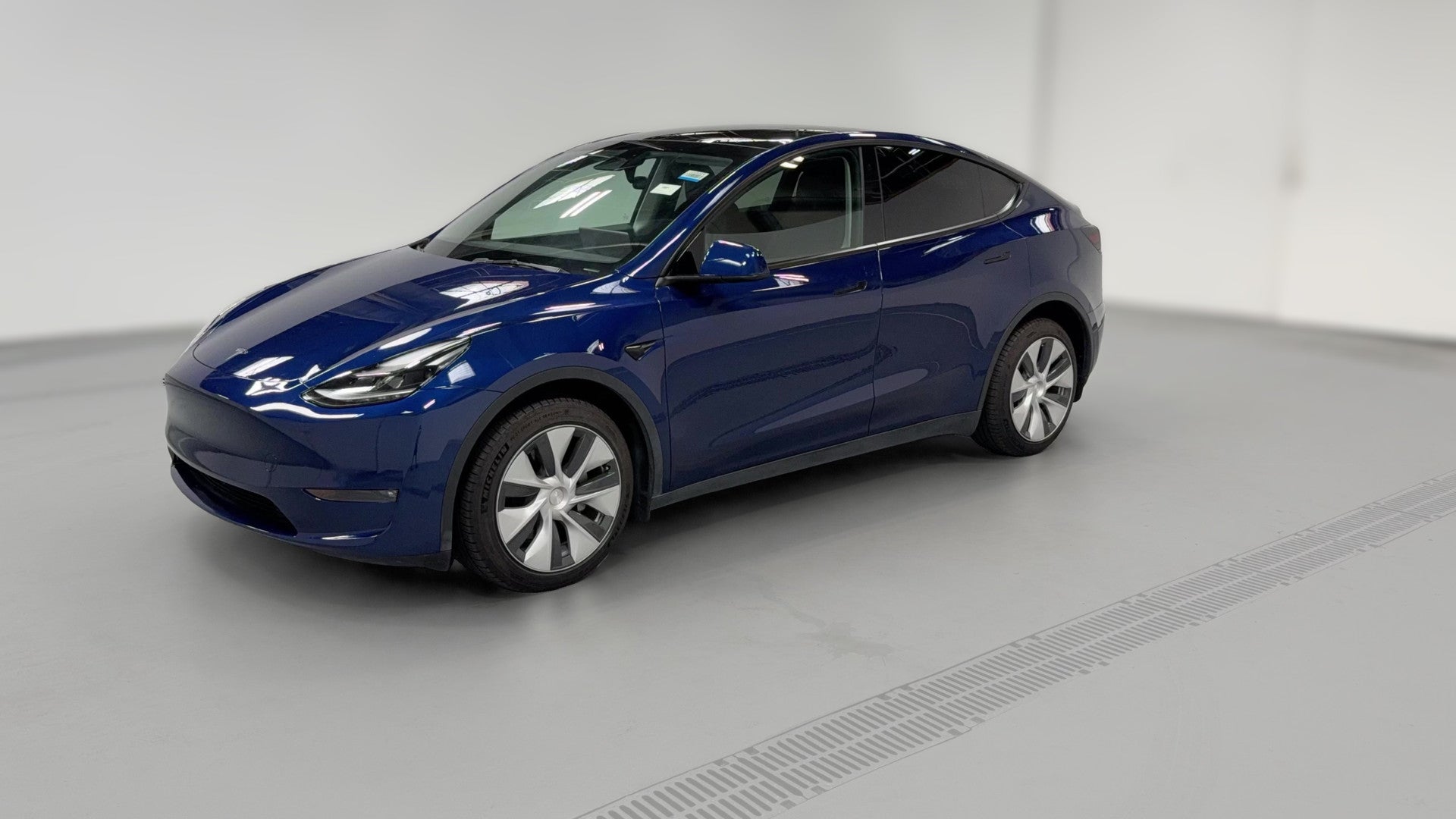 2023 Tesla Model Y vehicle photo