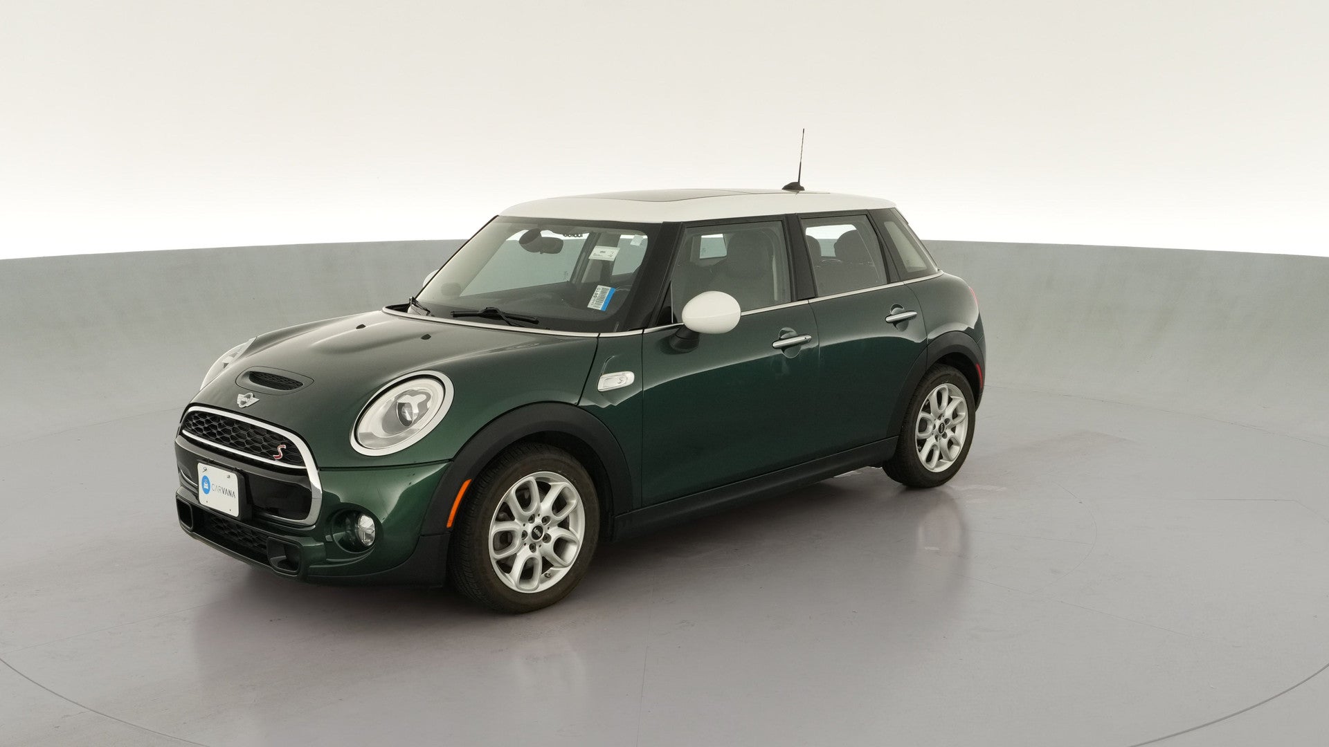 2018 MINI Hardtop 4 Door vehicle photo
