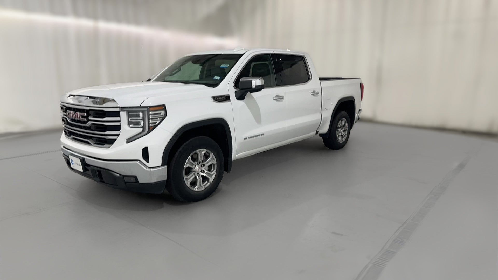 2025 GMC Sierra 1500 Crew Cab vehicle photo