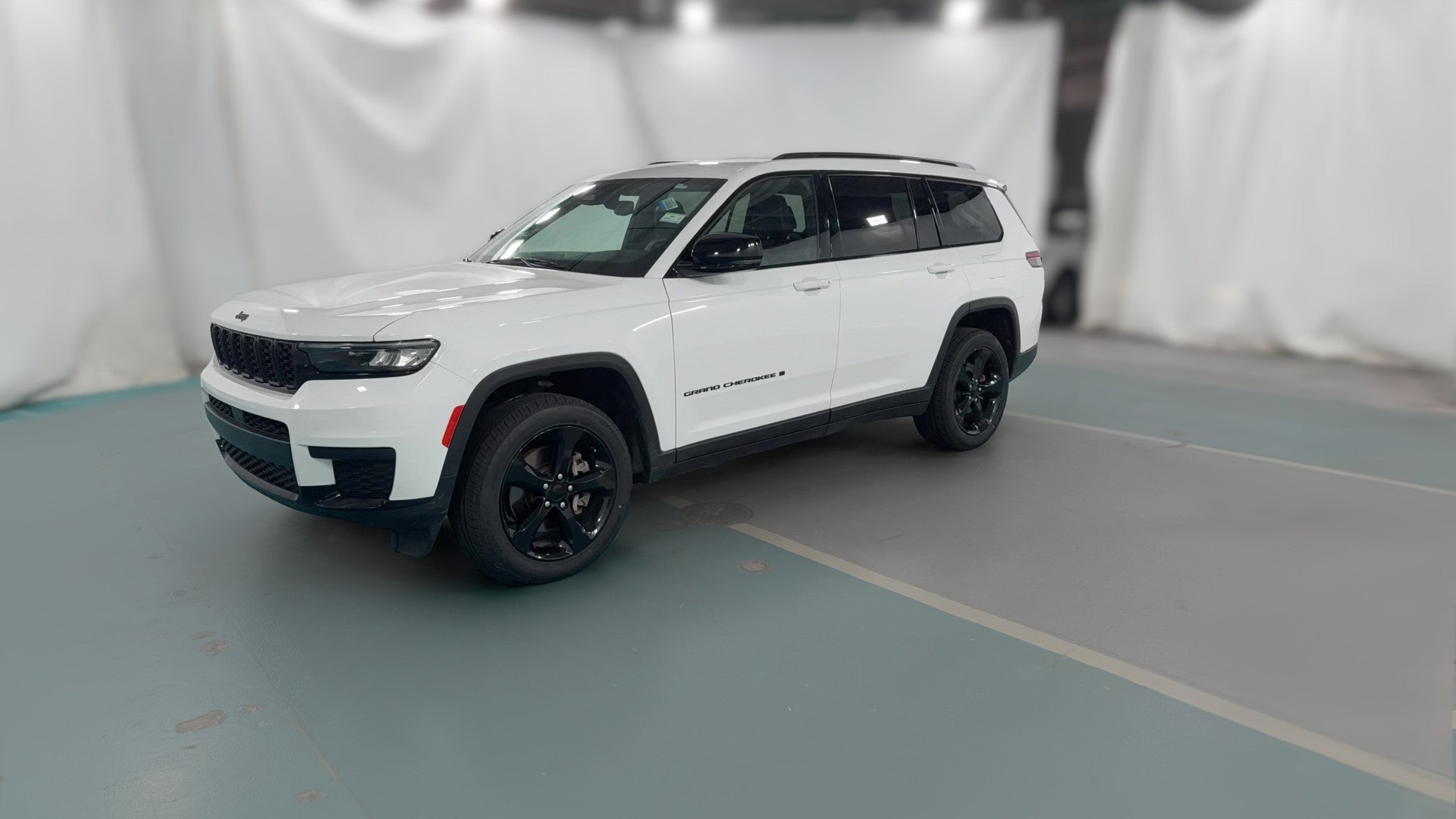 2023 Jeep Grand Cherokee L vehicle photo
