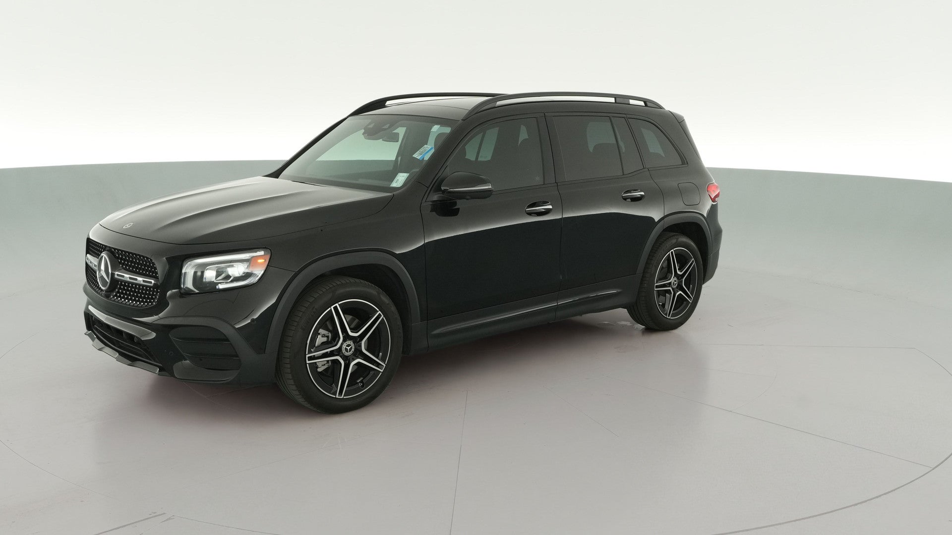 2023 Mercedes-Benz GLB vehicle photo