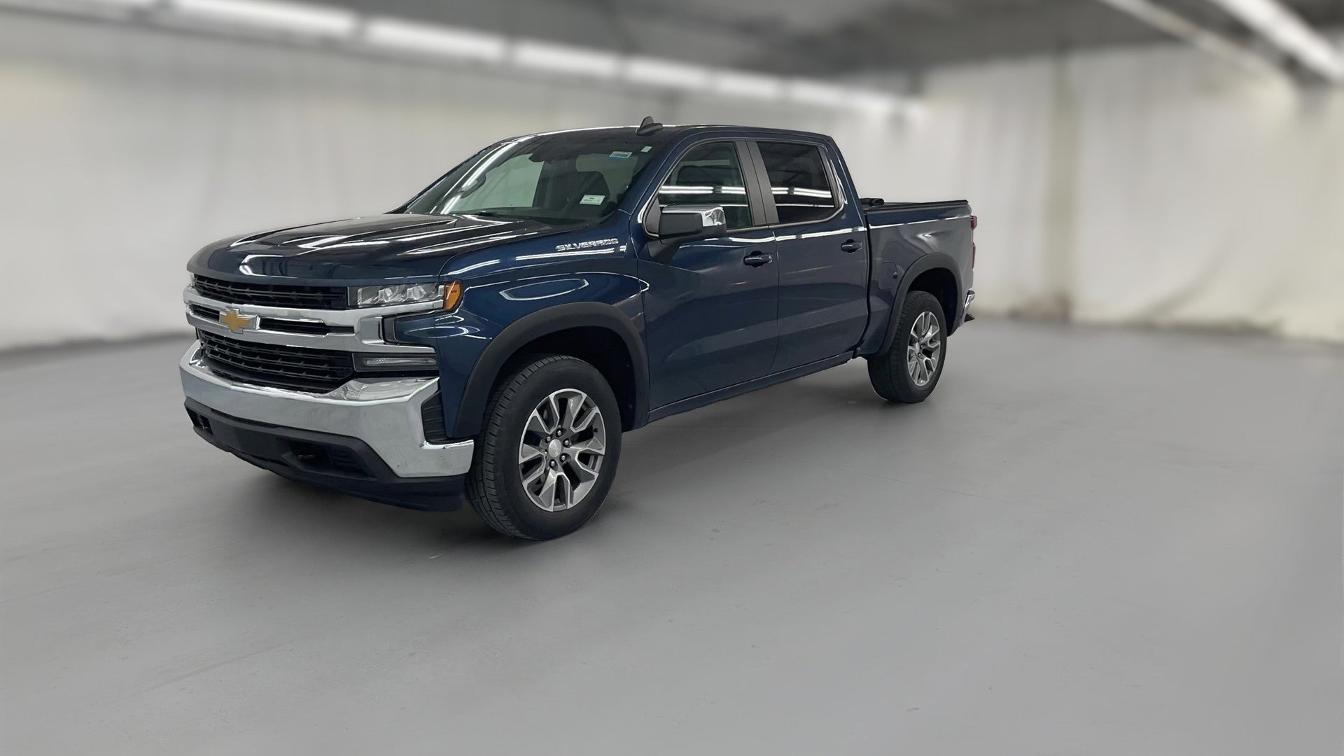 2022 Chevrolet Silverado 1500 Limited Crew Cab vehicle photo