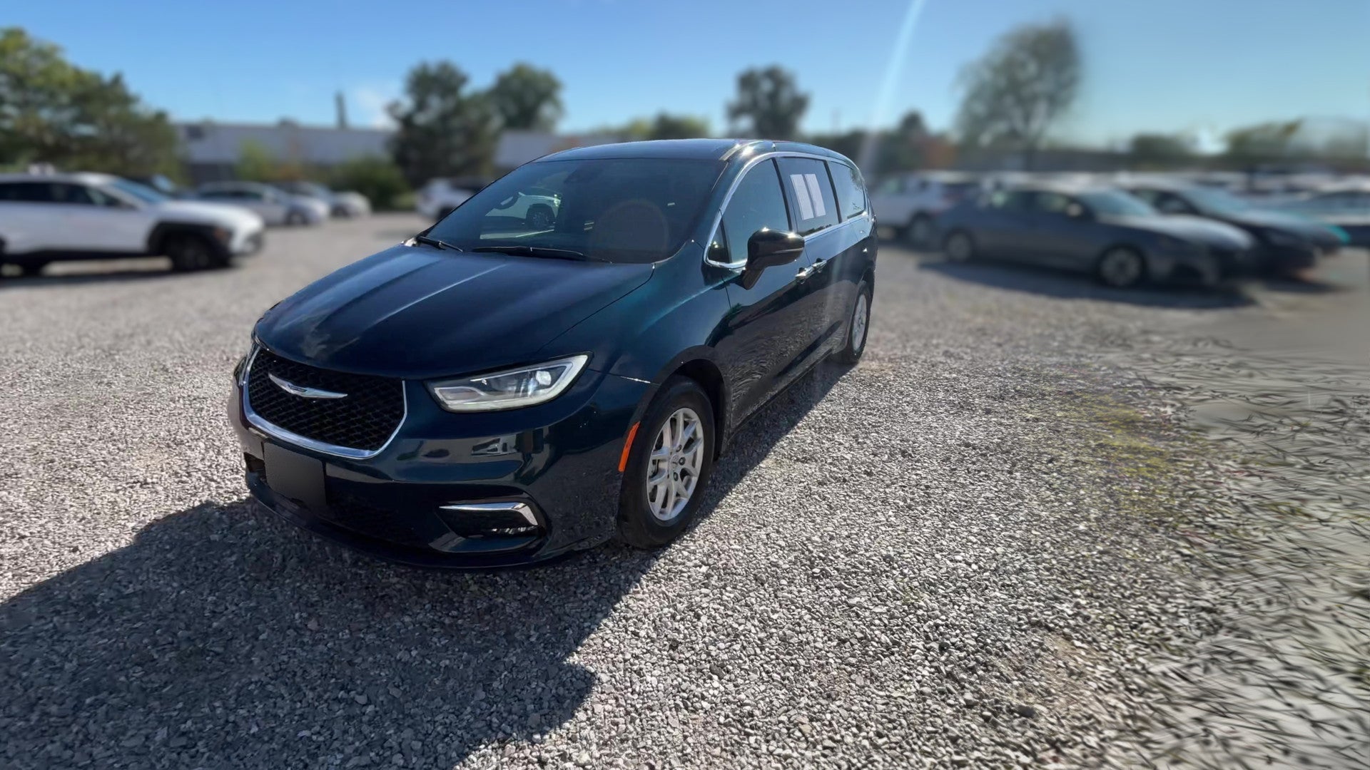 2025 Chrysler Pacifica vehicle photo